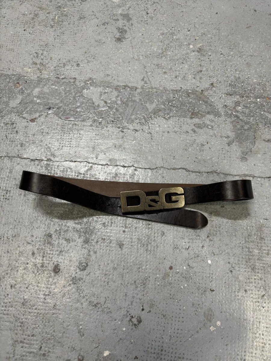 Designer × Dolce & Gabbana × Vintage AW2007 Dolce & Gabbana Brown « D&G » Buckle Leather Belt Size ONE SIZE - 4 Thumbnail