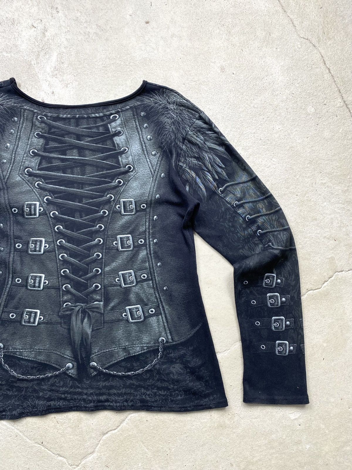 Vintage Vintage 00’s Spiral Gothic Longsleeve Size XL / US 12-14 / IT 48-50 - 13 Thumbnail