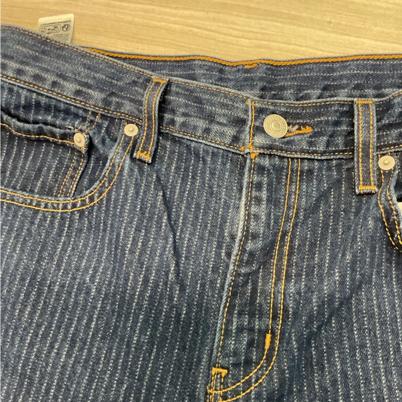 Levi's Levi’s Low Pro Women’s Pin Stripe Frayed Hem Jeans Size 30" / US 8 / IT 44 - 5 Thumbnail