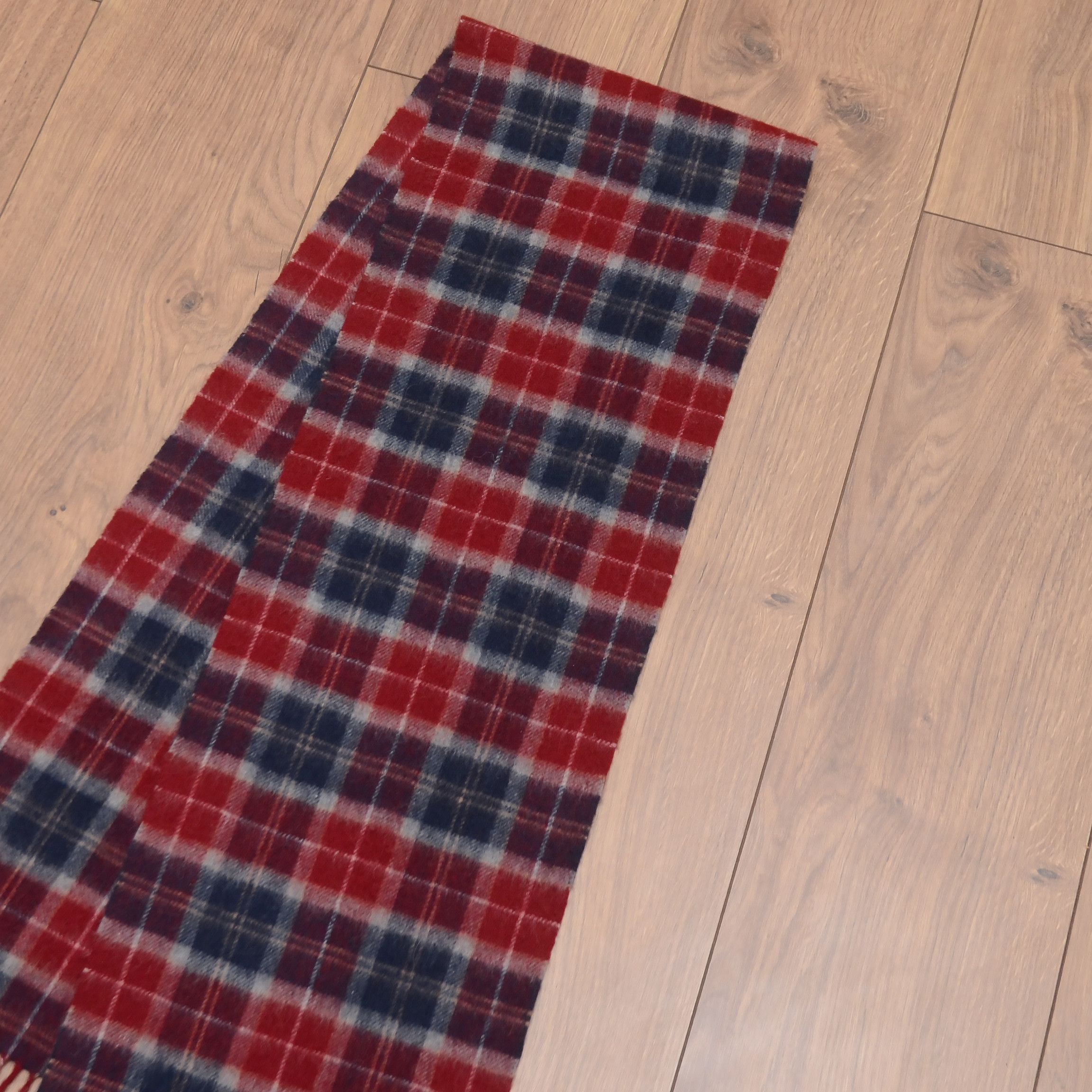 Barbour Barbour Winter Tartan Nova Check 100% Lambswool Scarf Unisex Size ONE SIZE - 5 Thumbnail