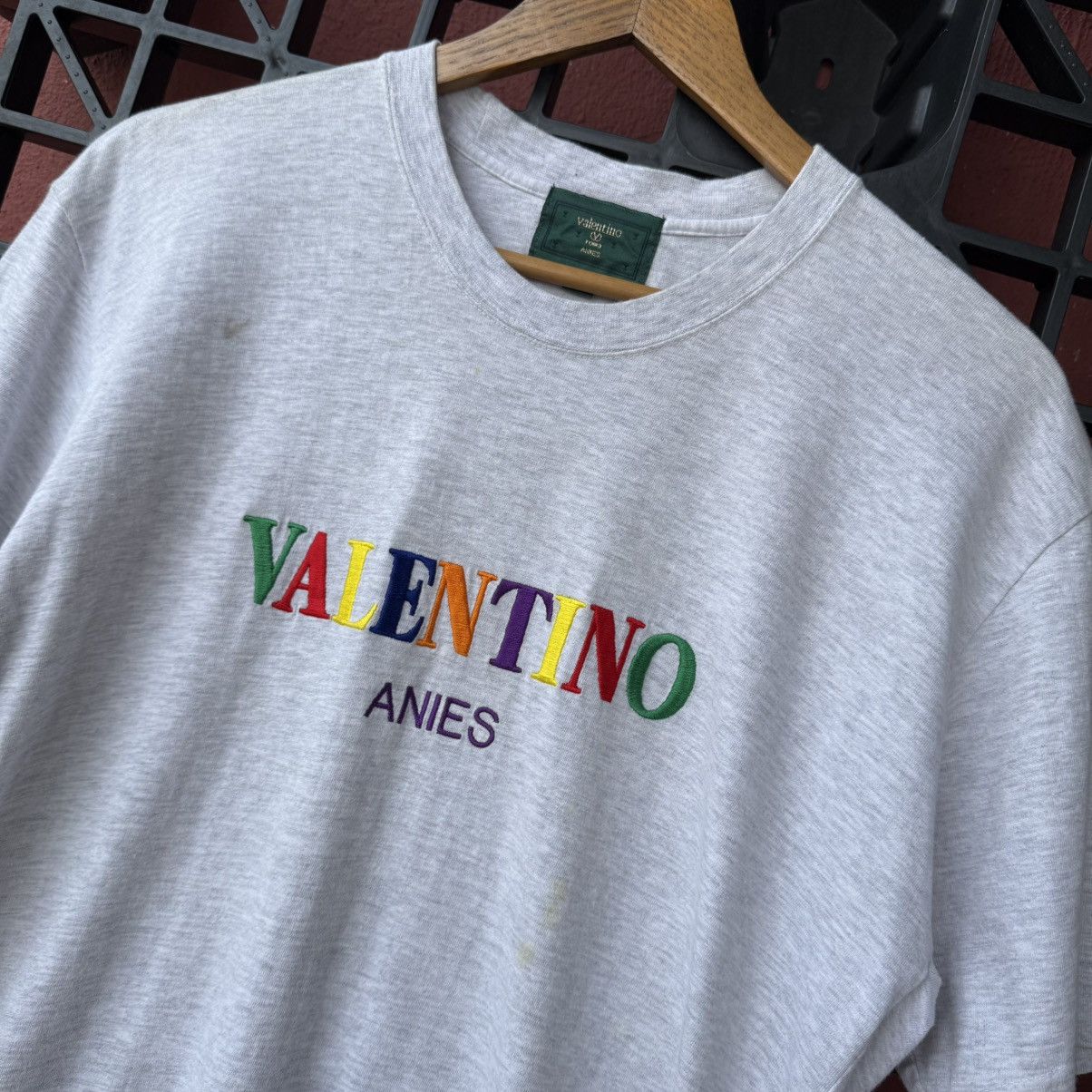 Valentino Valentino Anies Embroidery Colourful Luxury Basic Tee Size US L / EU 52-54 / 3 - 6 Thumbnail