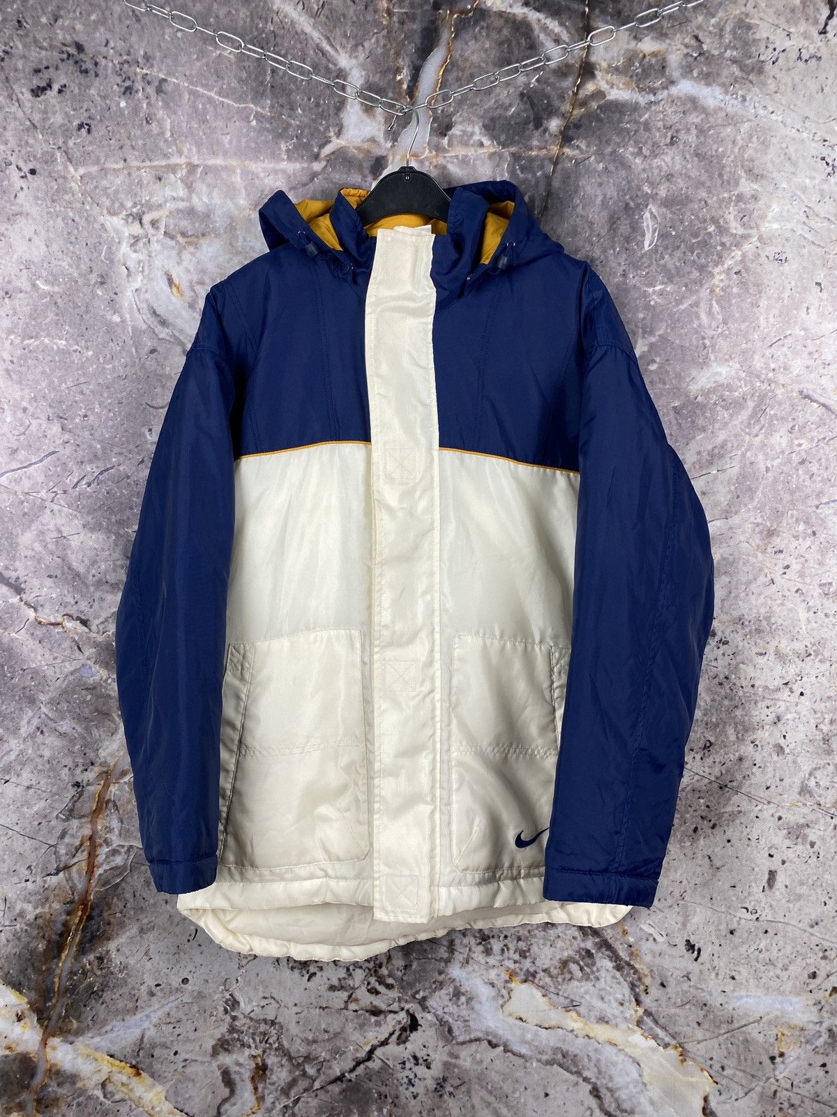 Vintage Men’s Nike Jacket Vintage Big Swoosh Logo Size M Size US M / EU 48-50 / 2 - 1 Thumbnail