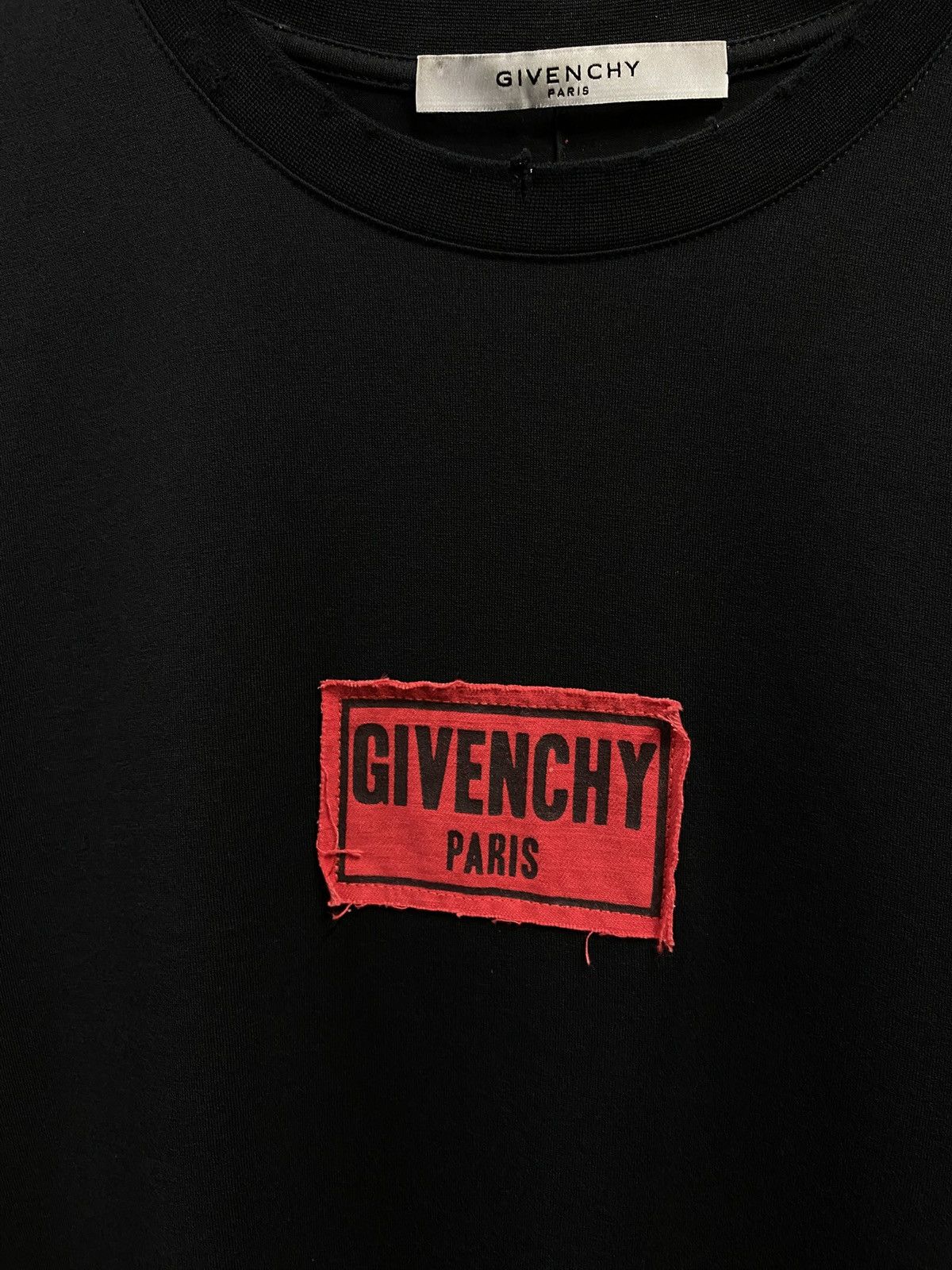 Designer Givenchy Men’s Bogo Black Tee Shirt Medium Preowned Size US M / EU 48-50 / 2 - 4 Thumbnail