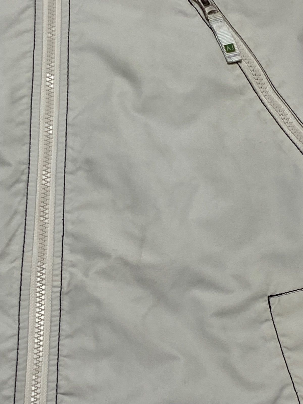Armani Vintage ARMANI JEANS Grey Lightweight Hood Jacket Shell Size US XL / EU 56 / 4 - 20 Thumbnail