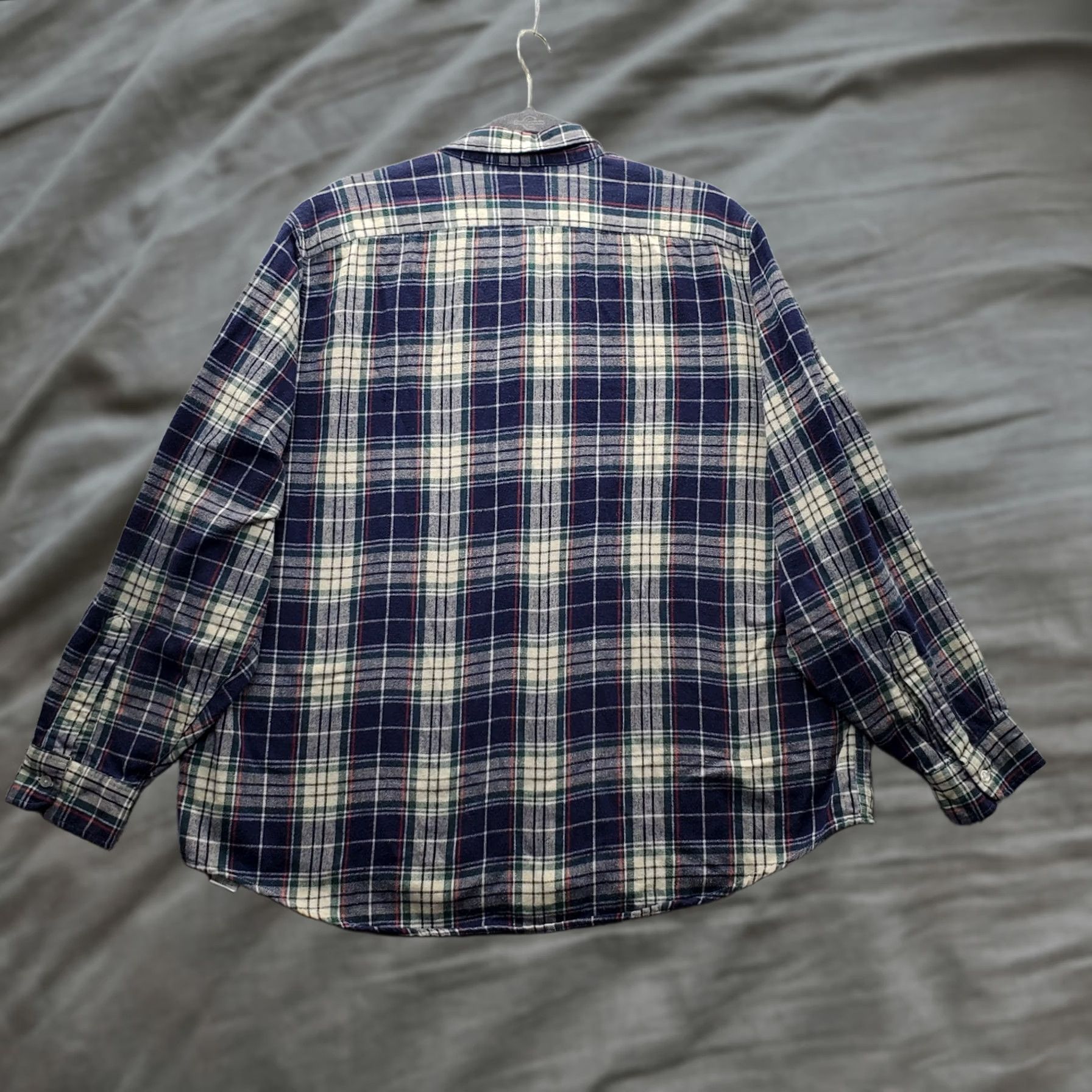 Vintage L.L. Bean Flannel Shirt Mens XL Multi Plaid Classic Midweight Pocket Button-Down Size US XL / EU 56 / 4 - 1 Thumbnail