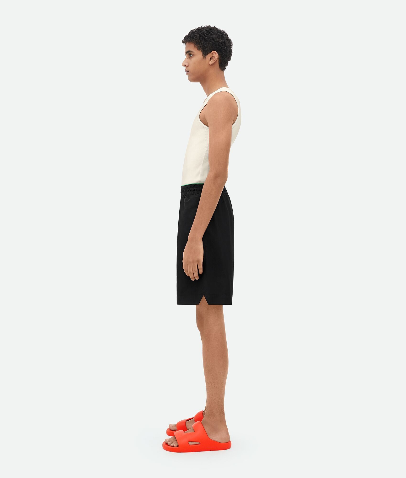 Bottega Veneta o1bcso1str0725 Technical Nylon Shorts in Black Size US 32 / EU 48 - 2 Thumbnail