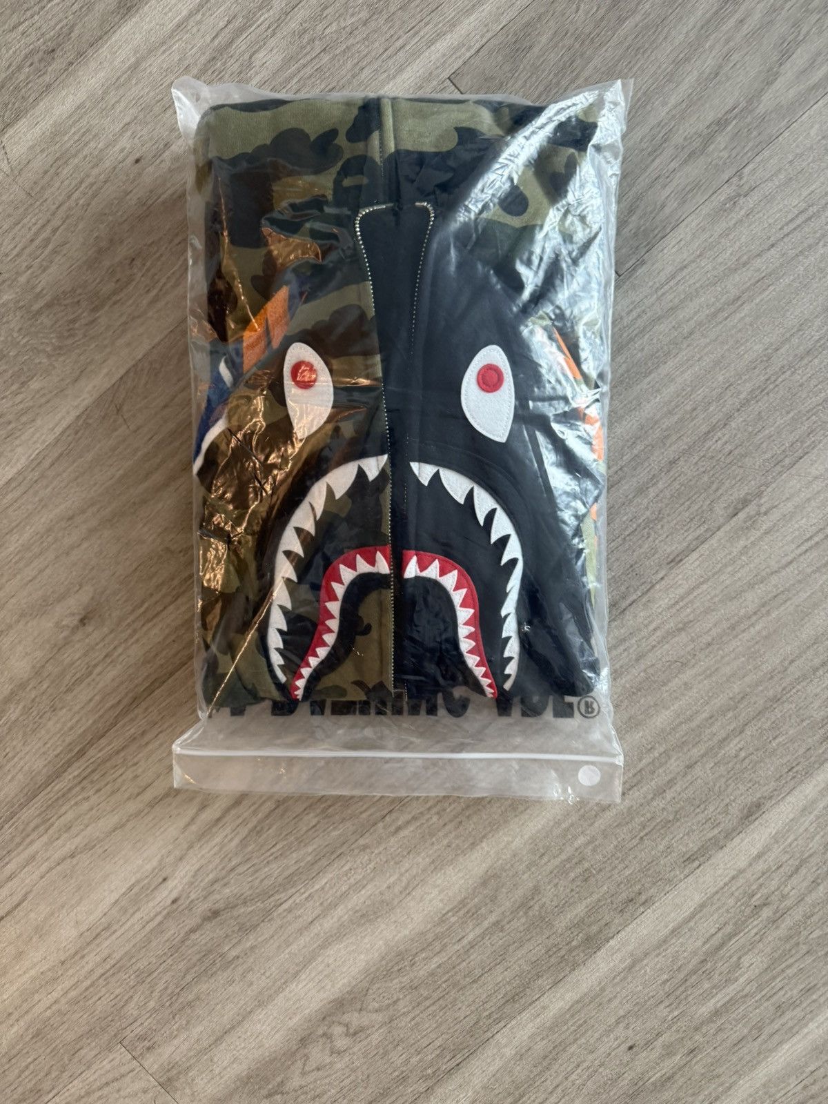 Bape Bape Green Camo Sleeve Shark Full Zip Size US XL / EU 56 / 4 - 3 Thumbnail
