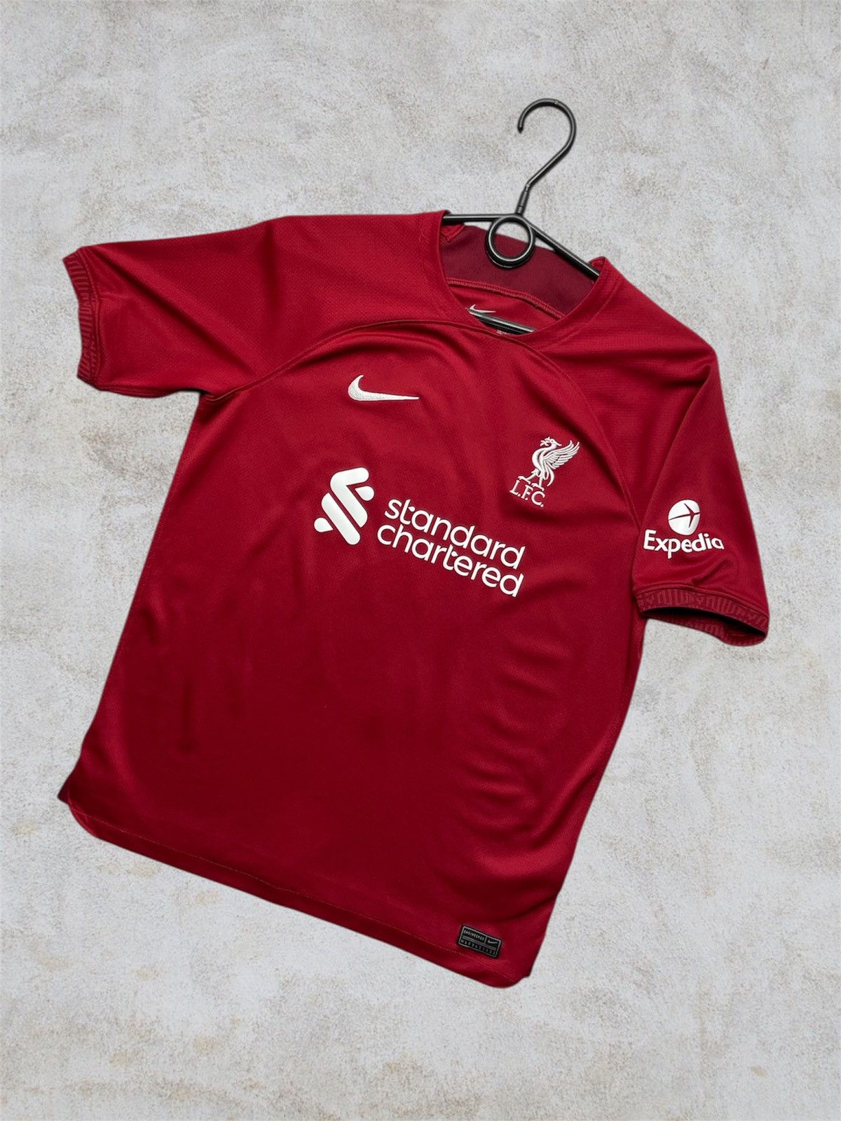 Nike Nike liverpool konate soccer jersey size XS red Size US XS / EU 42 / 0 - 1 Thumbnail
