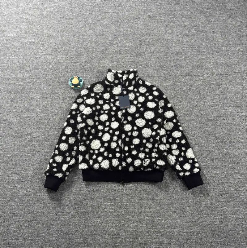 Louis Vuitton Louis Vuitton Black Wool Men's Outerwear 0089 Size US XS / EU 42 / 0 - 1 Thumbnail