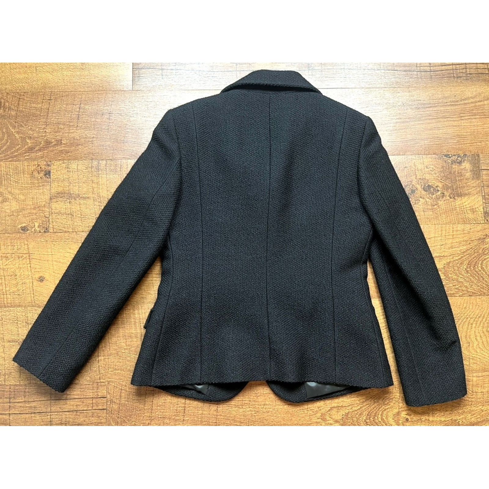 Escada VINTAGE ESCADA Women’s Wool Blazer Textured Knit Black Size 36, Single-Breasted, Button, Logo, Embroidered, Wool Jacket, Womens, Classic Designer Size XS / US 0-2 / IT 36-38 - 3 Thumbnail