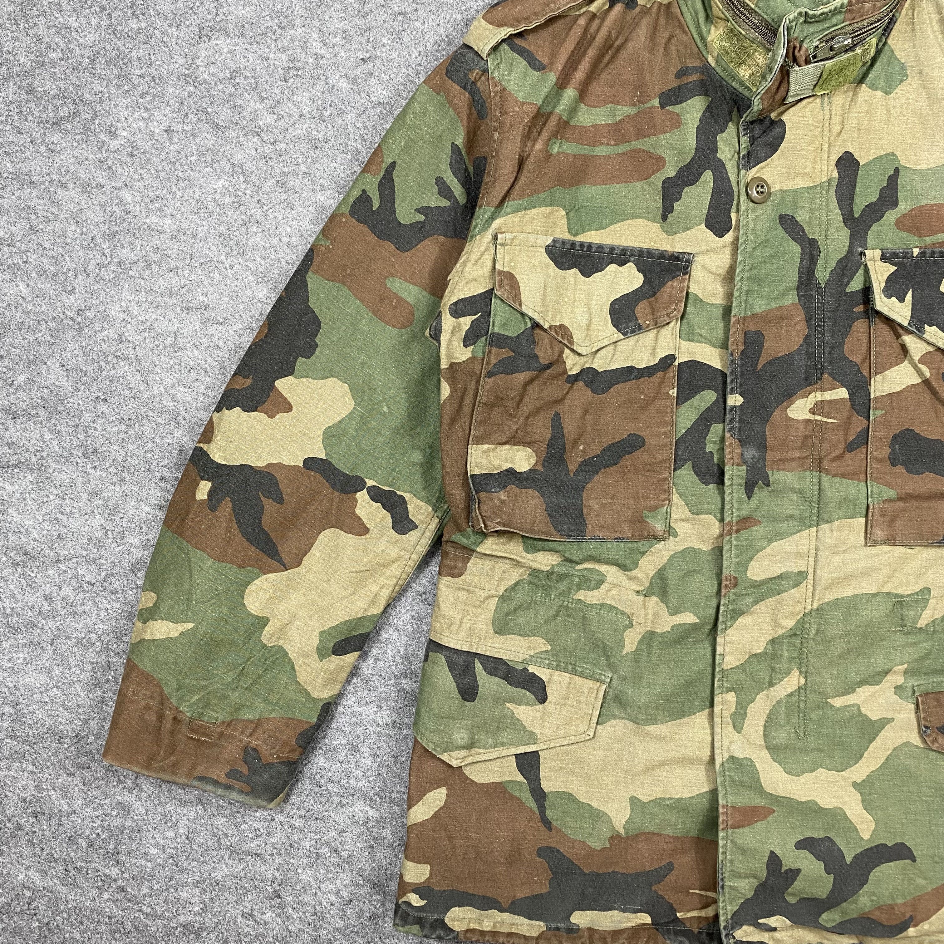 Vintage Vintage 1991 US Army M-65 Field Jacket Woodland Camo-J666 Size US M / EU 48-50 / 2 - 4 Thumbnail