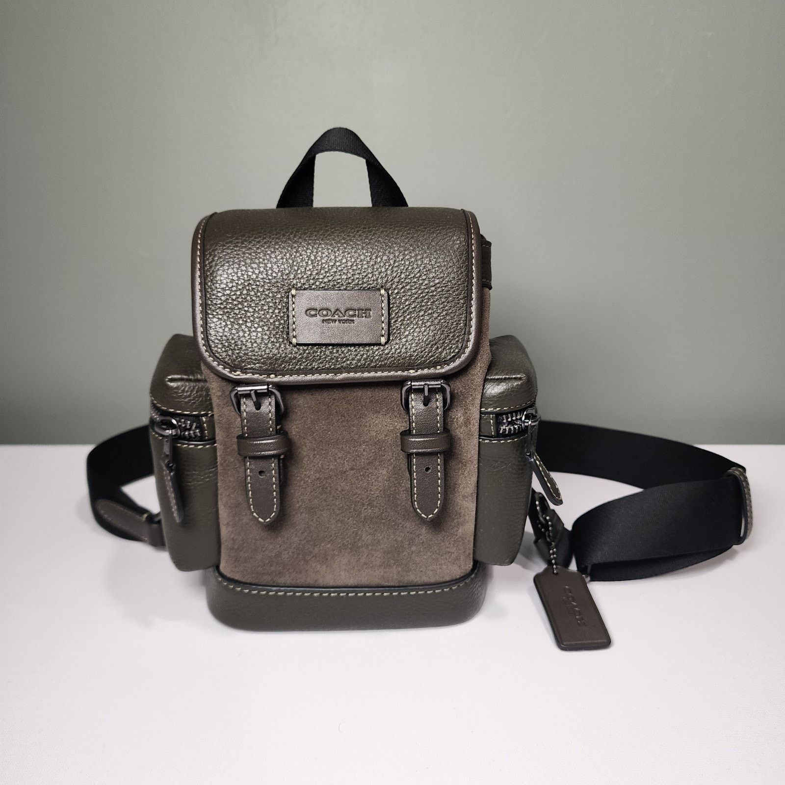 Coach NWT Coach CCE79 Sprint Sling Pack Suede Bag Uniform Green Size ONE SIZE - 1 Thumbnail