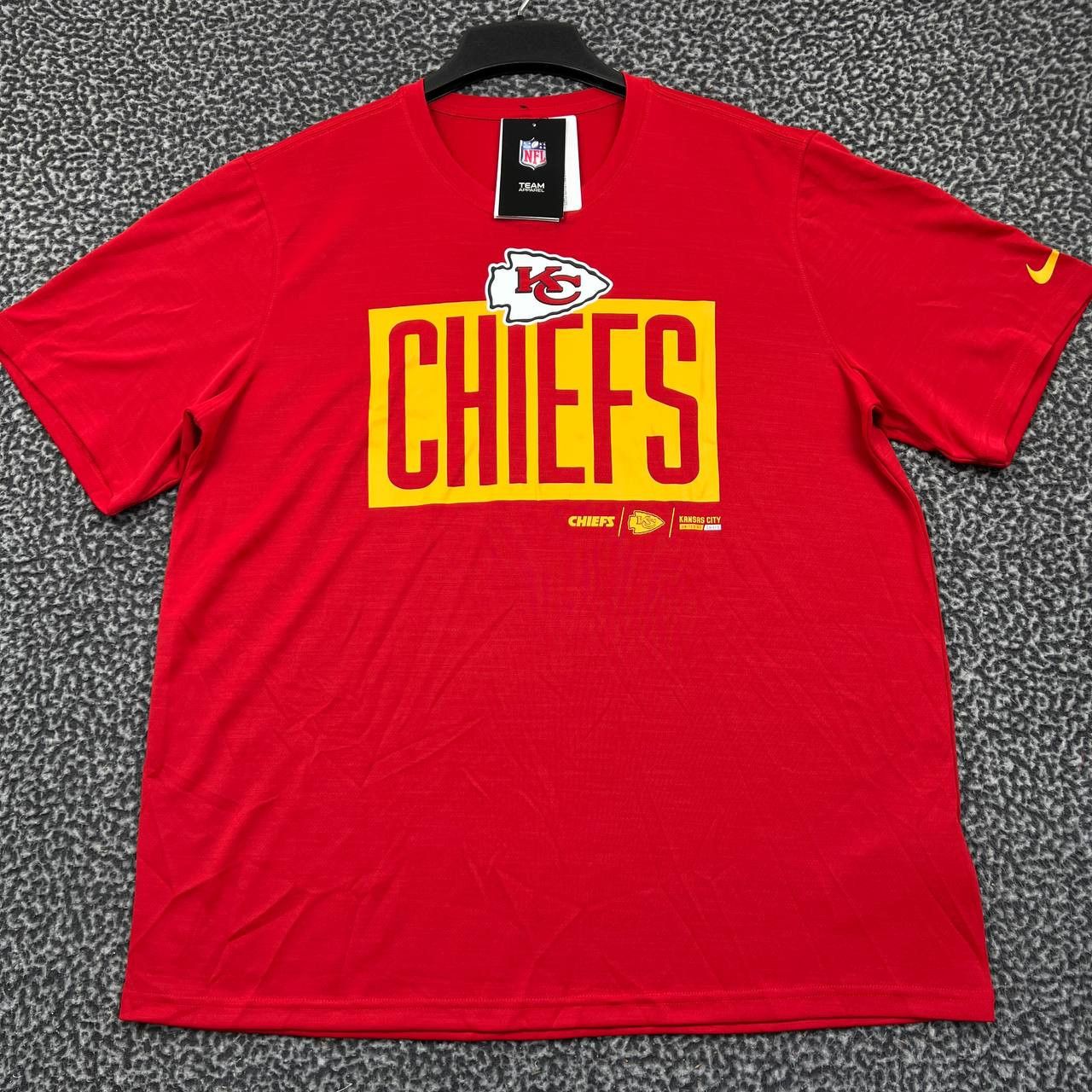 Nike Nike Dri-Fit Shirt Men Large Kansas City Chiefs NFL New L Size US L / EU 52-54 / 3 - 1 Thumbnail