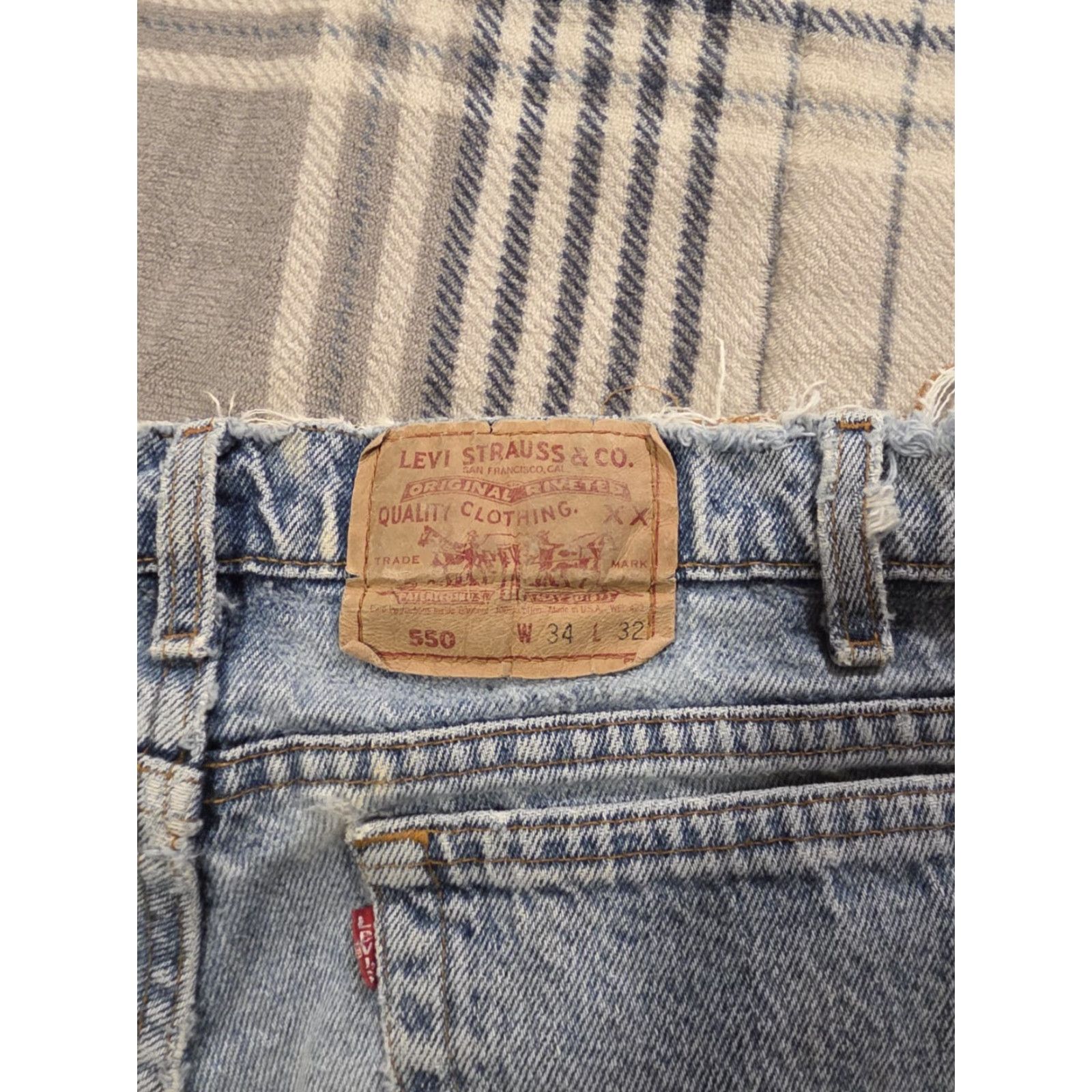 Levi's VINTAGE Levi's 550 Jeans Cemented in USA 90s Tapered Denim Blue 33x30 Mens Size US 34 / EU 50 - 5 Thumbnail
