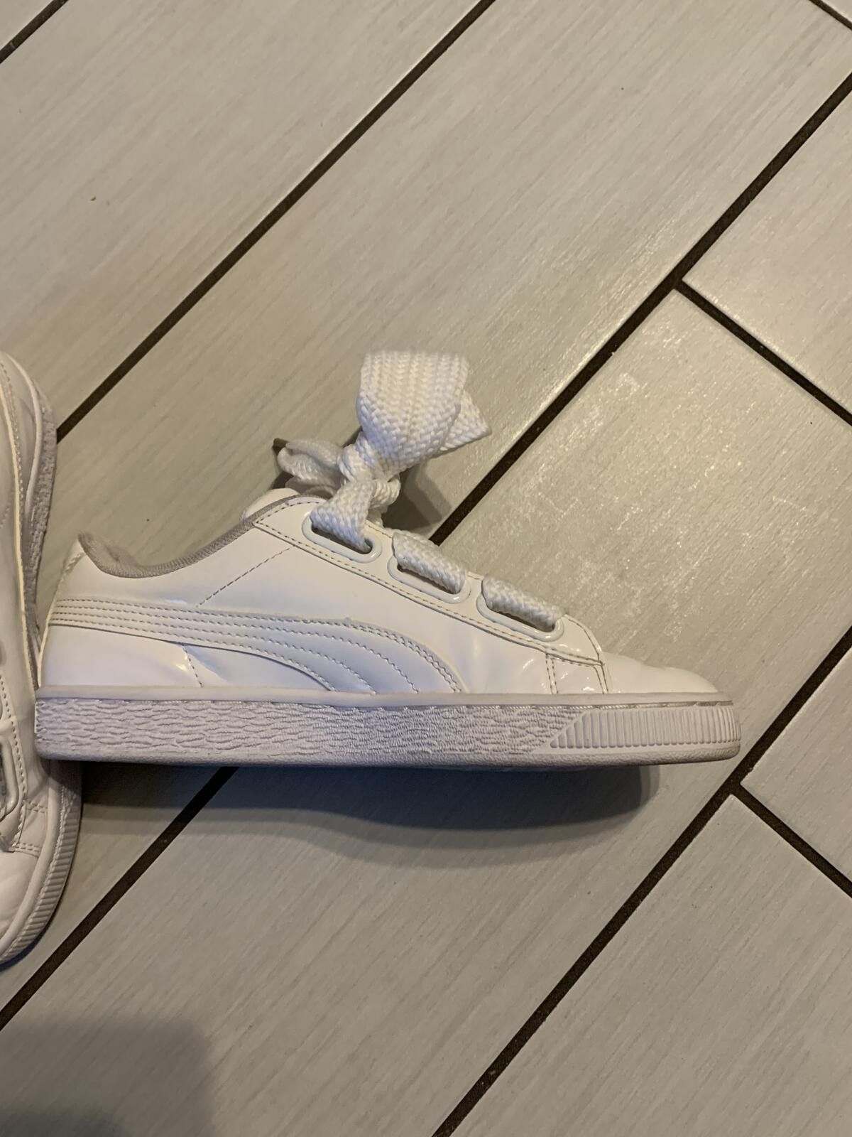 Puma Puma White Ribbon Sneakers Size US 6 / IT 36 - 2 Thumbnail