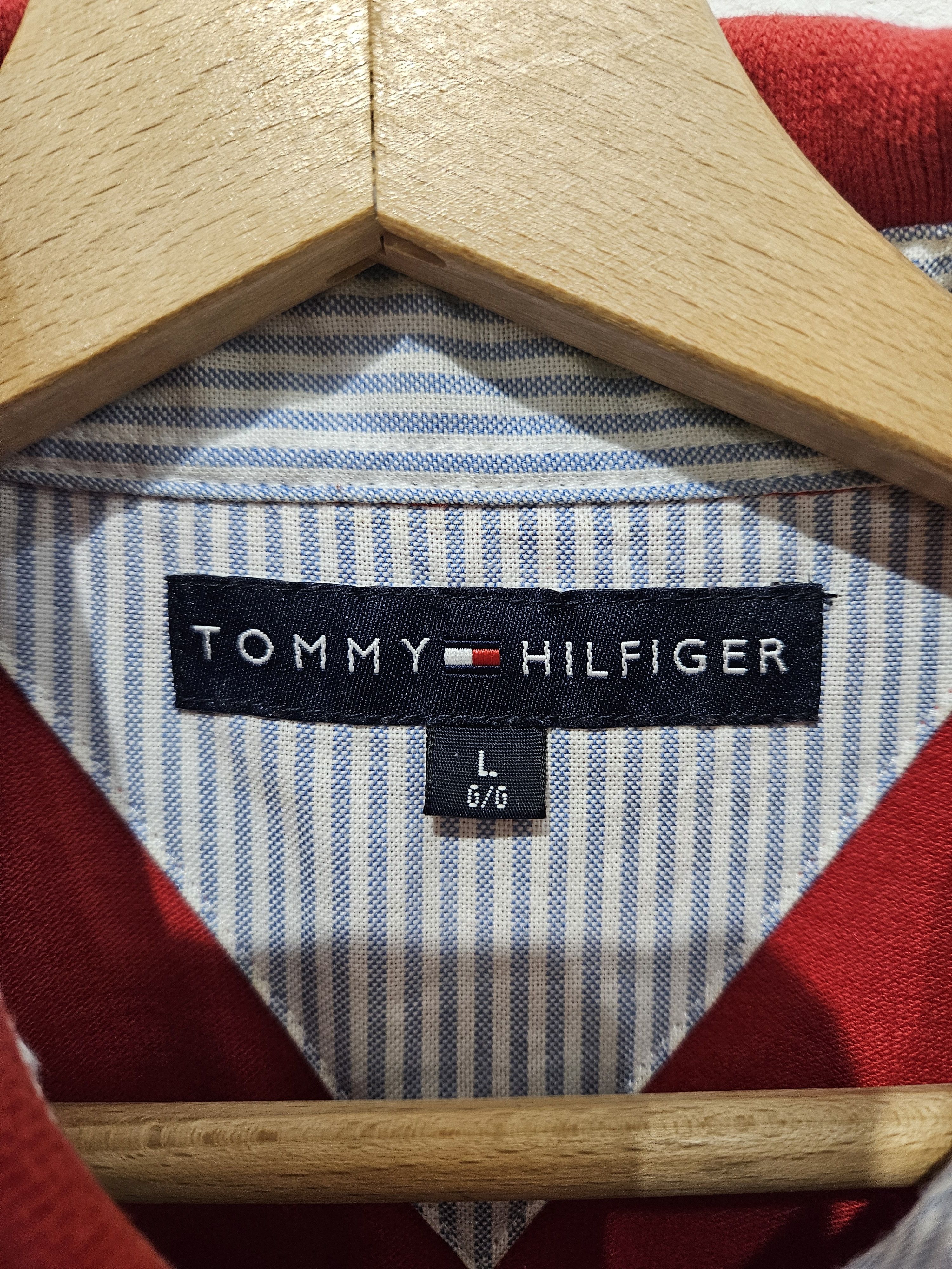 Tommy Hilfiger TOMMY HILFIGER FERRARI F1 RACING SIZE L POLO RARE Size US L / EU 52-54 / 3 - 7 Thumbnail