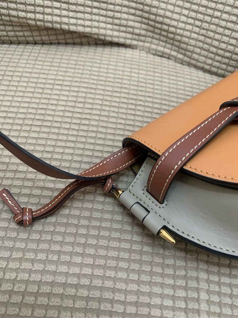 Loewe loewe Color-blocked saddle bag 2503-Nextarrow Size ONE SIZE - 4 Thumbnail