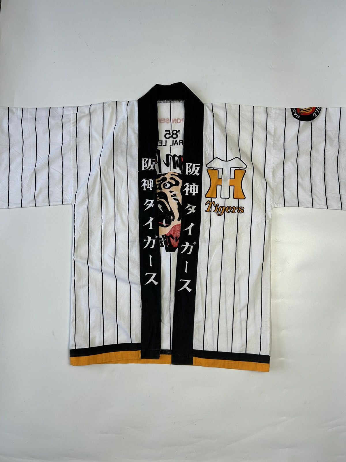 Japanese Brand × Vintage VINTAGE BASEBALL HANSHIN TIGER KIMONO Size US M / EU 48-50 / 2 - 2 Thumbnail