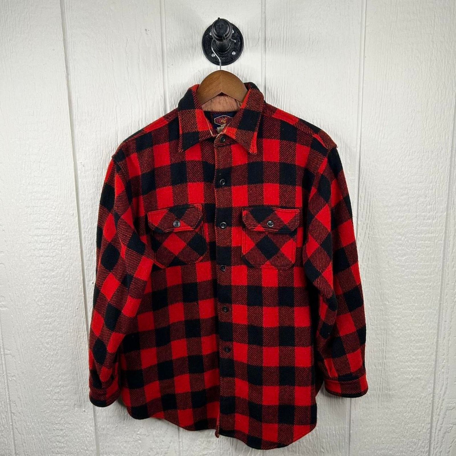 Other Vintage 90's Plaid Red & Black 100% Wool Button-Up Large Size US L / EU 52-54 / 3 - 1 Thumbnail