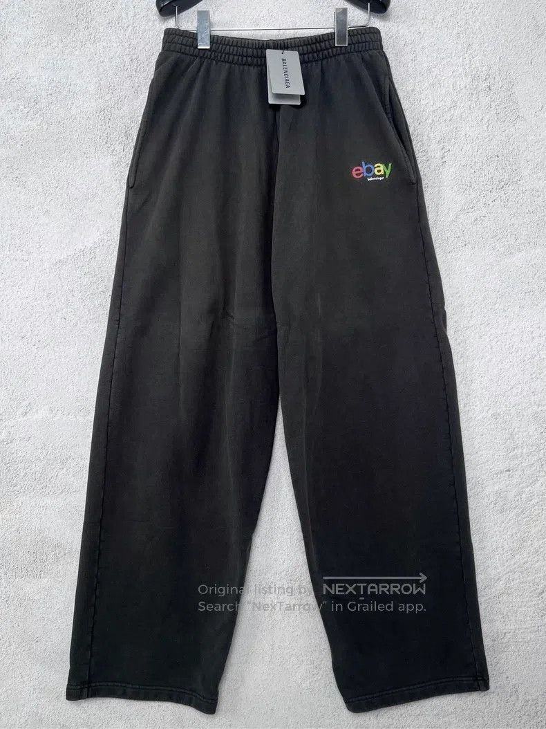 Balenciaga Balenciaga size S Embroidered Emblem Relaxed Washed Trouse Size US 27 - 1 Thumbnail