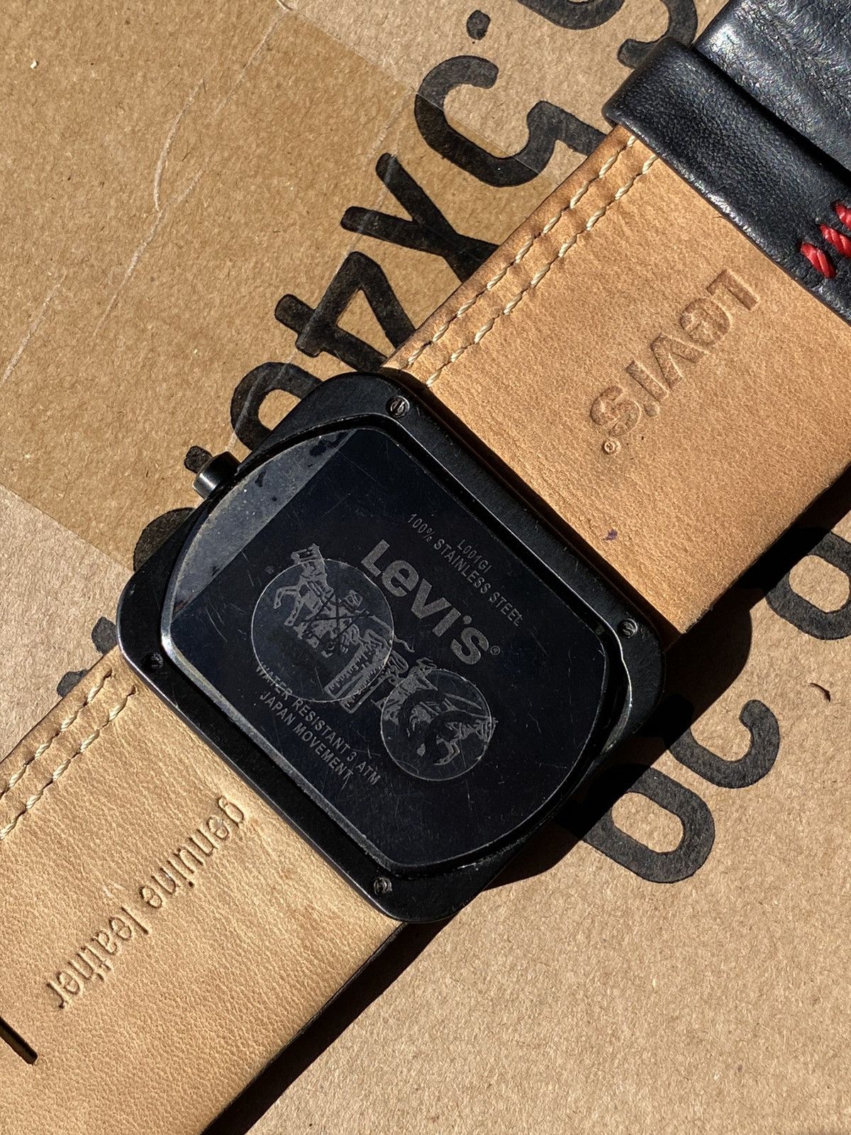 Levi's Levi’s Vintage Quartz Watch Black Leather American Brand Size ONE SIZE - 5 Thumbnail