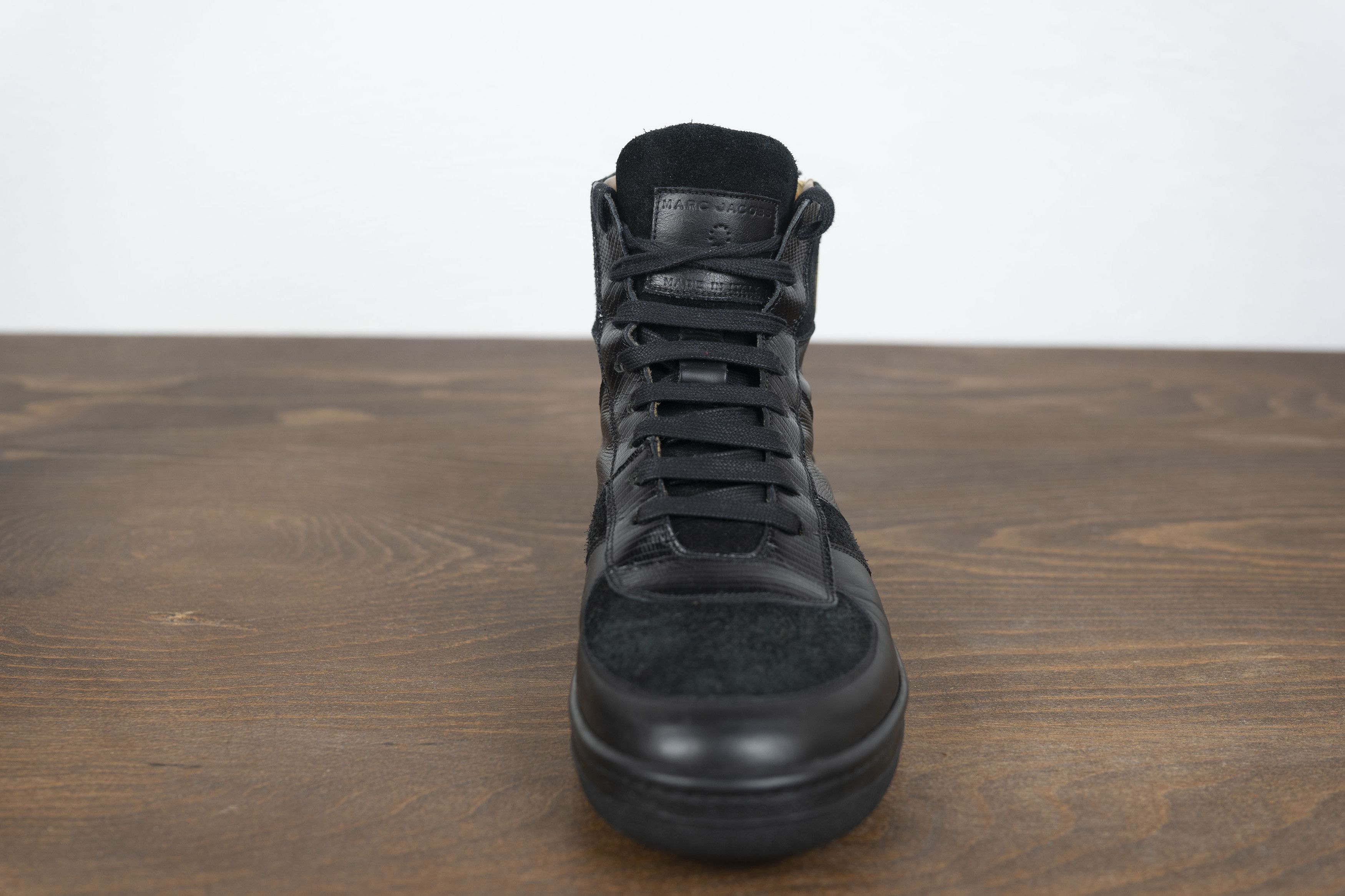 Marc Jacobs Marc Jacobs Black Leather Suede High-Top Sneakers Gold Zip Size US 9 / EU 42 - 2 Thumbnail