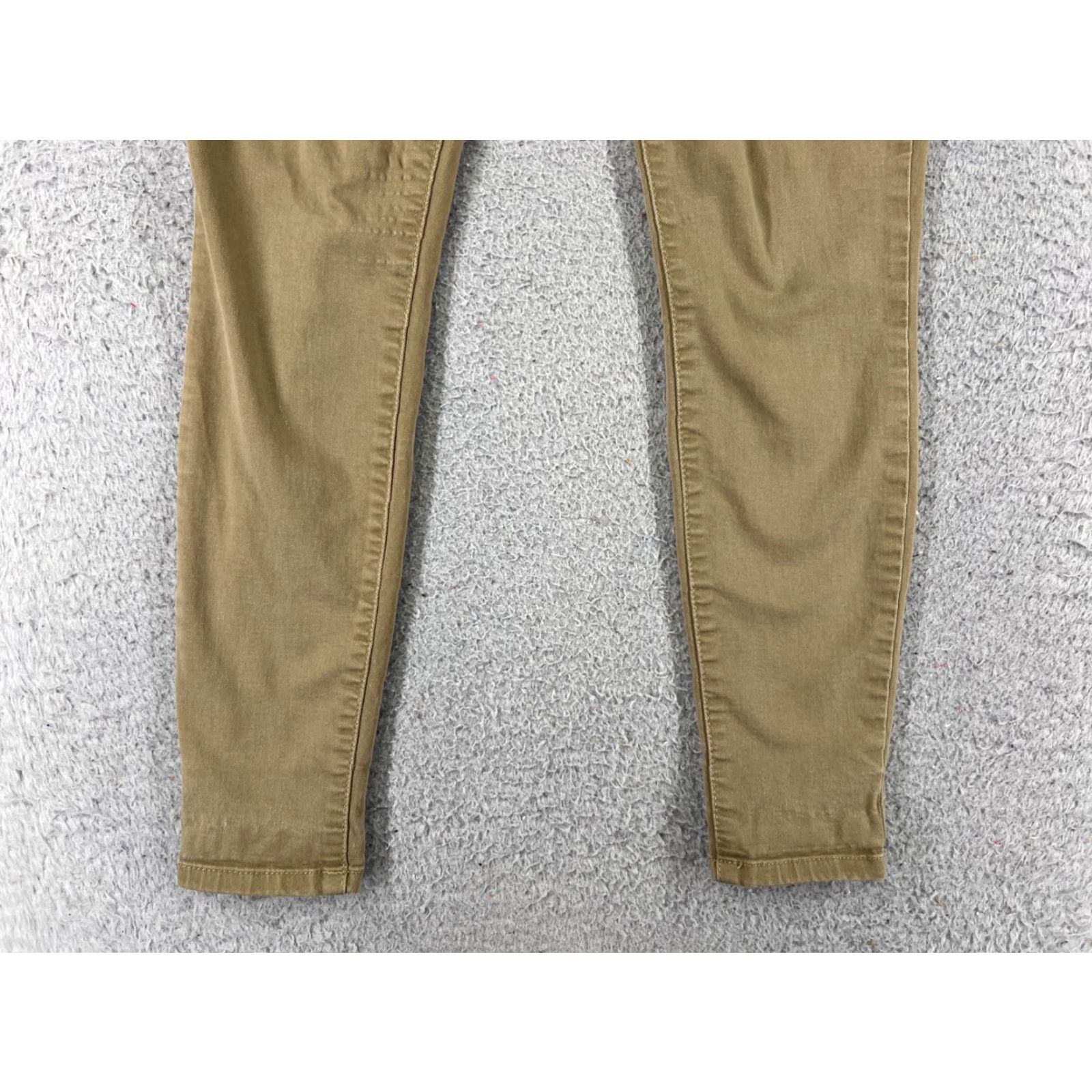 Vintage Universal Thread Jeans Womens 4 Beige Denim Skinny Cotton Stretch Fabric City Pockets Elastic Waist Styled 27in Inseam Medium Wash Regular Womens Size 27" / US 4 / IT 40 - 2 Thumbnail