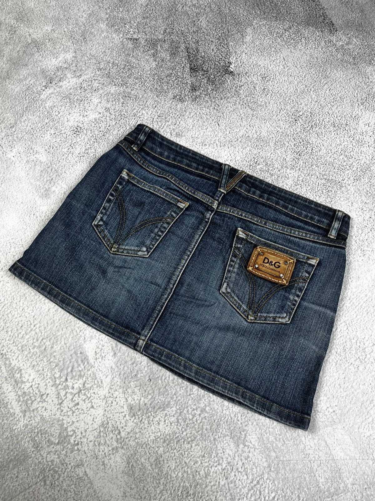 Dolce & Gabbana Last drop i Dolce & Gabbana sexy mini denim skirt Size 28" / US 6 / IT 42 - 1 Thumbnail