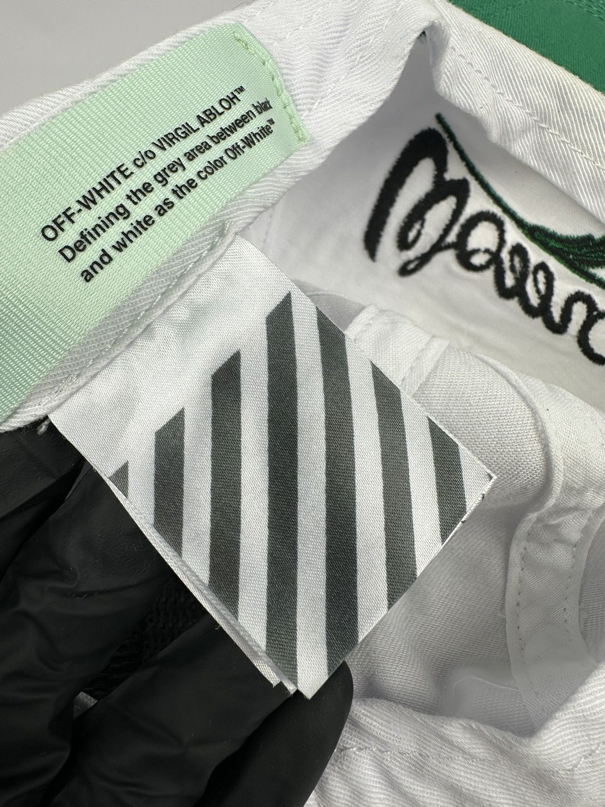 Off-White × Virgil Abloh Off-White “Woman” Embroidered Spelled Out Size ONE SIZE - 9 Thumbnail