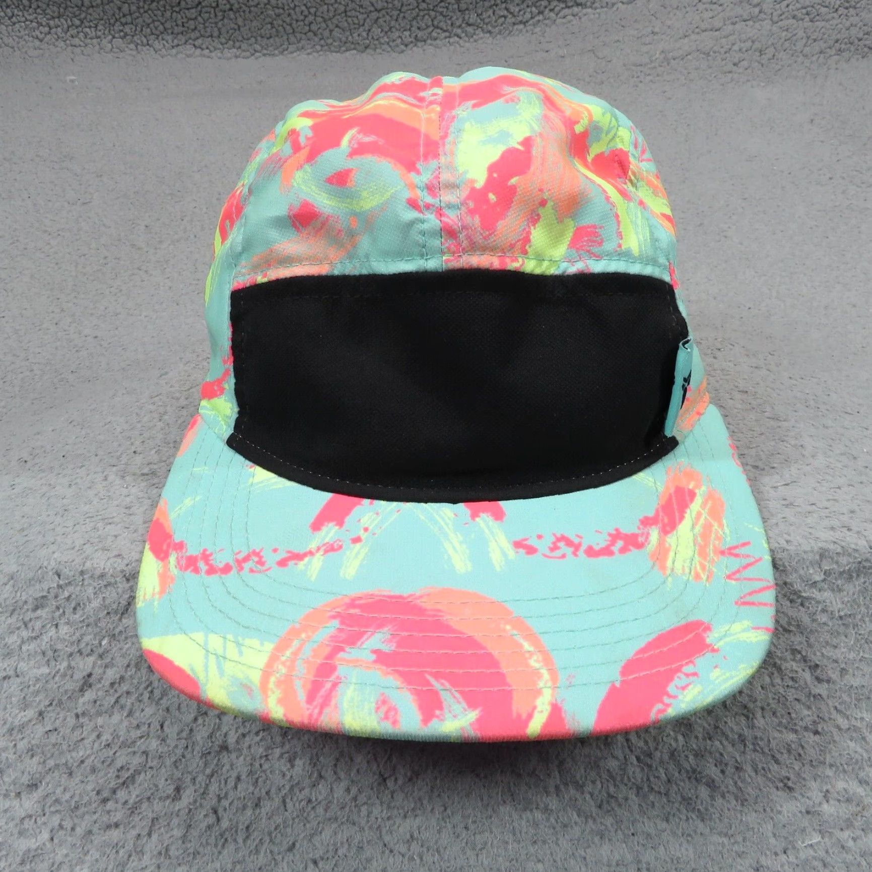 Nike VINTAGE Nike Hat Cap 5 Panel Strap Back Kobe Easter Pack Tailwind Running Men Adjustable Blue Reflective Geometric 90s Sports Logo Mens Size ONE SIZE - 2 Thumbnail