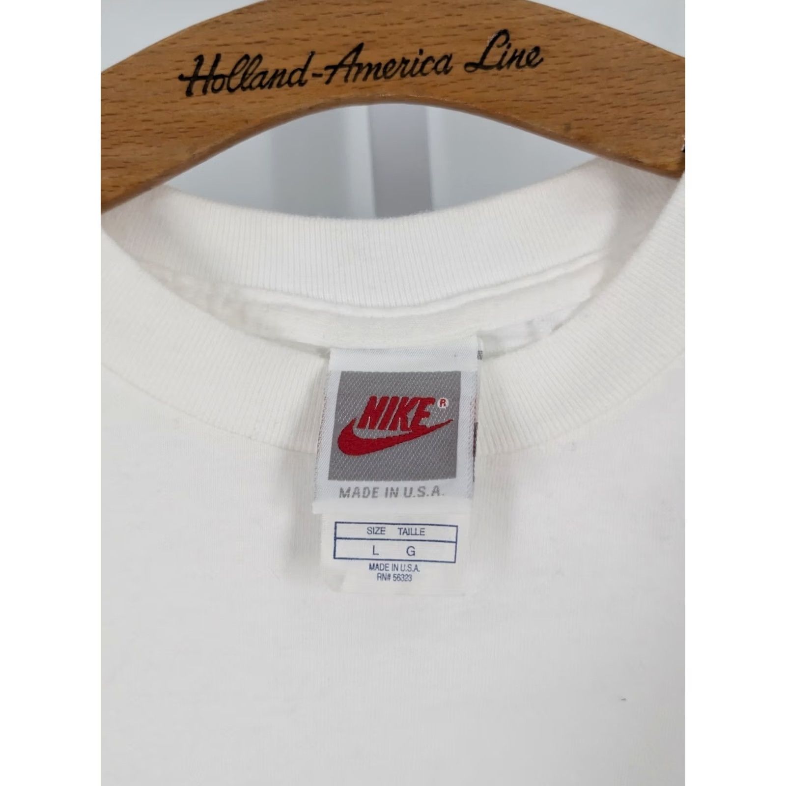 Nike ACG VINTAGE Nike ACG USA Graphic T Shirt XL White 90s Sports Outdoor Logo Crew Neck Short Sleeve Men Size US XL / EU 56 / 4 - 4 Thumbnail