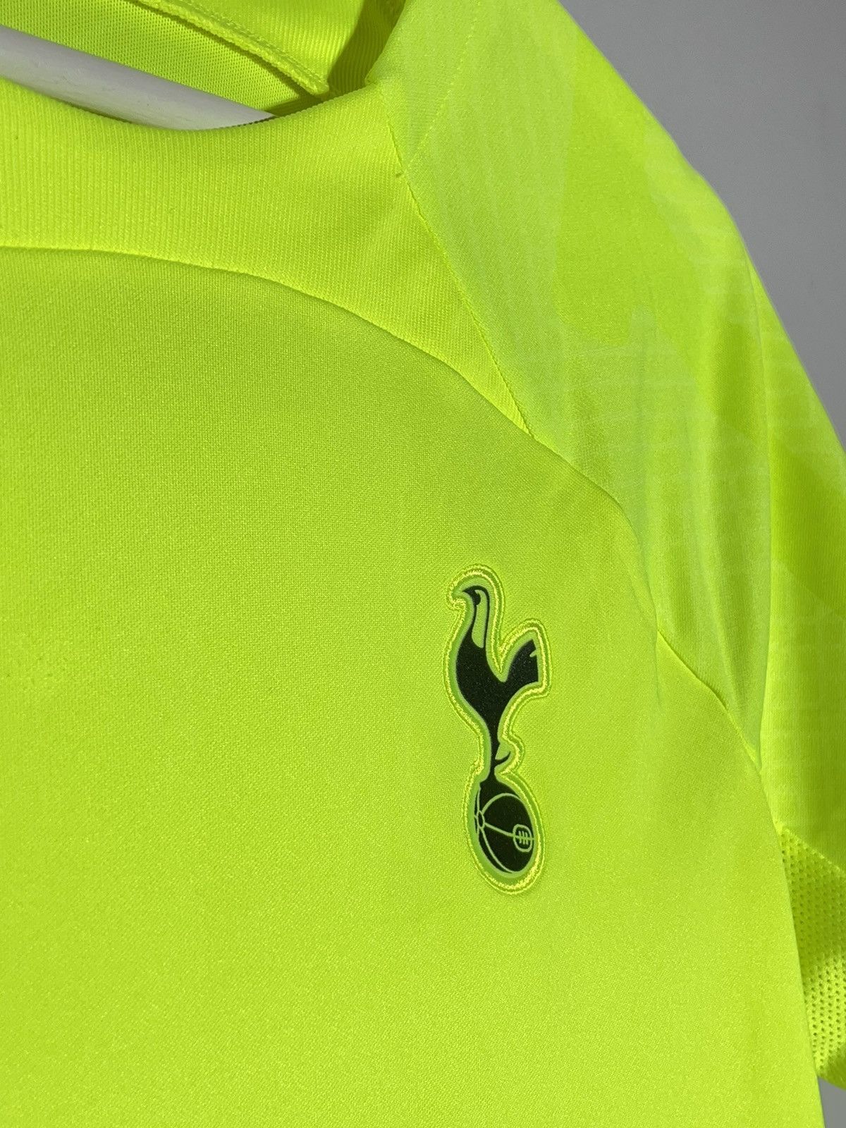 Nike Nike Tottenham Hotspur Strike Y2K Streetwear Football Shirt Size US S / EU 44-46 / 1 - 4 Thumbnail