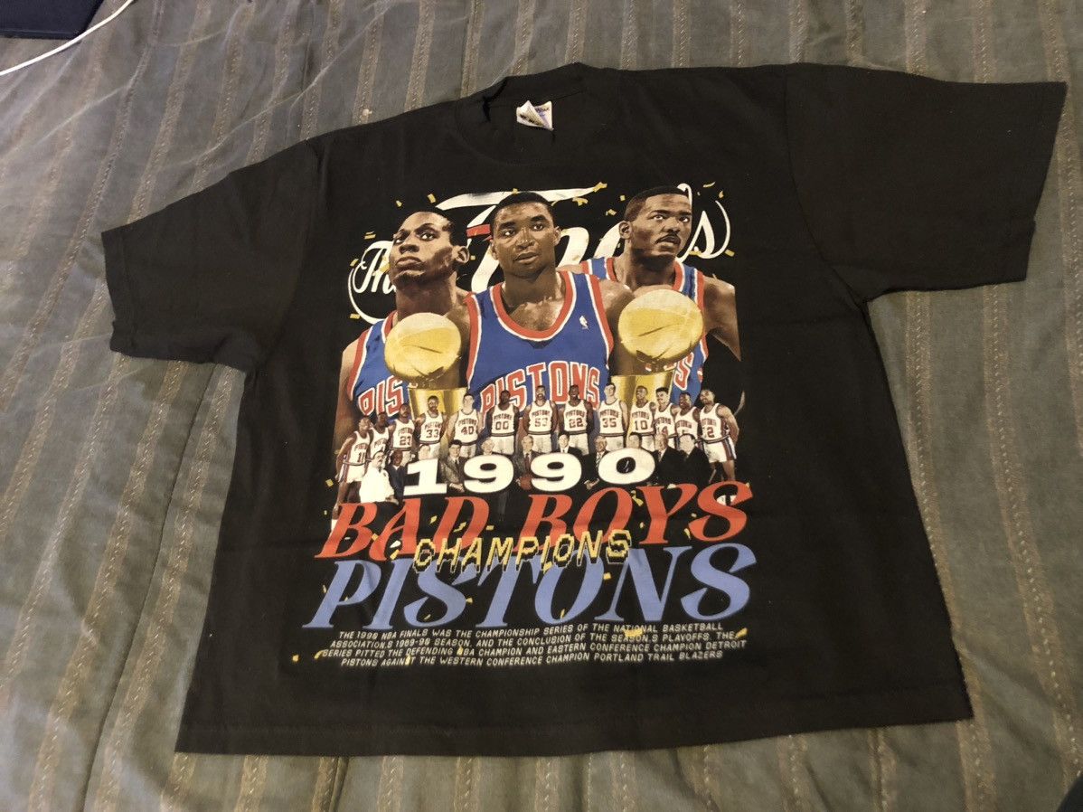 NBA × Rap Tees Detroit pistons Size US XL / EU 56 / 4 - 9 Thumbnail
