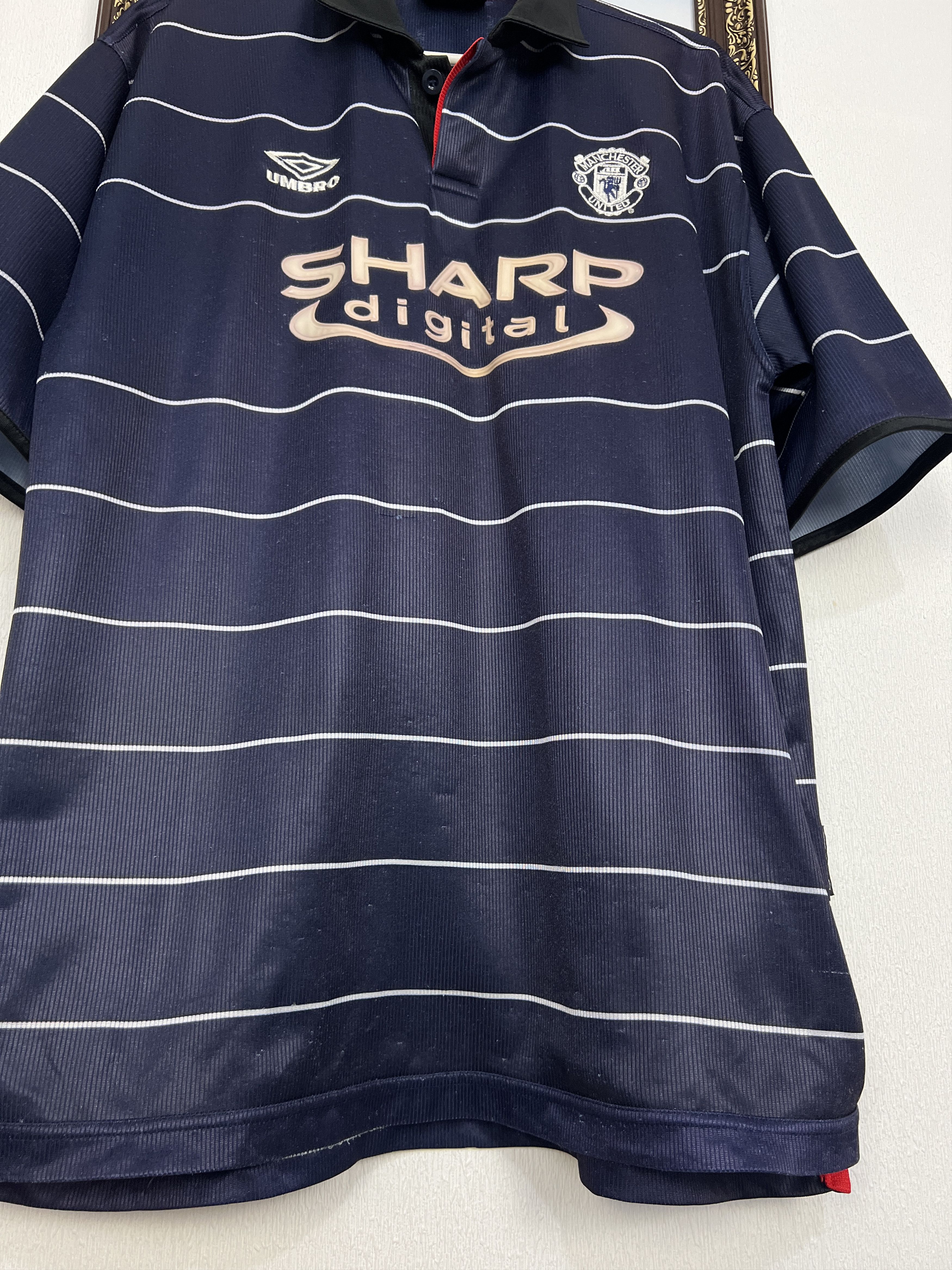 Vintage Manchester United football shirt Soccer Replica Jersey Size US XL / EU 56 / 4 - 6 Thumbnail