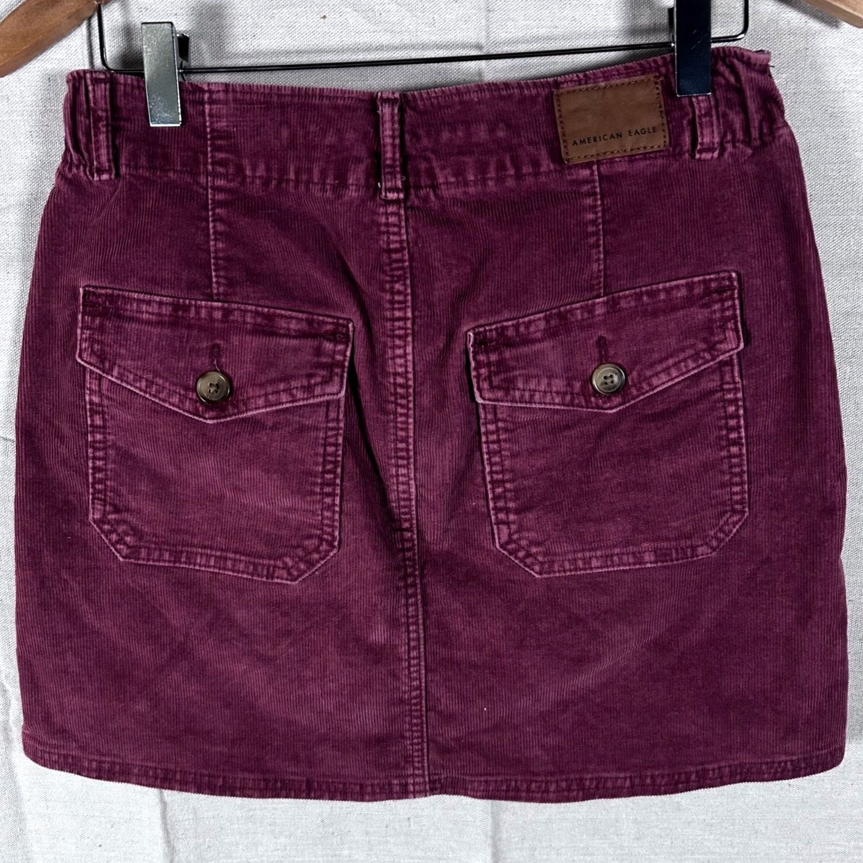 American Eagle Outfitters American Eagle Corduroy Mini Skirt Women 2 Maroon Super Stretch High Waist Skirt Size 26" / US 2 / IT 38 - 2 Thumbnail