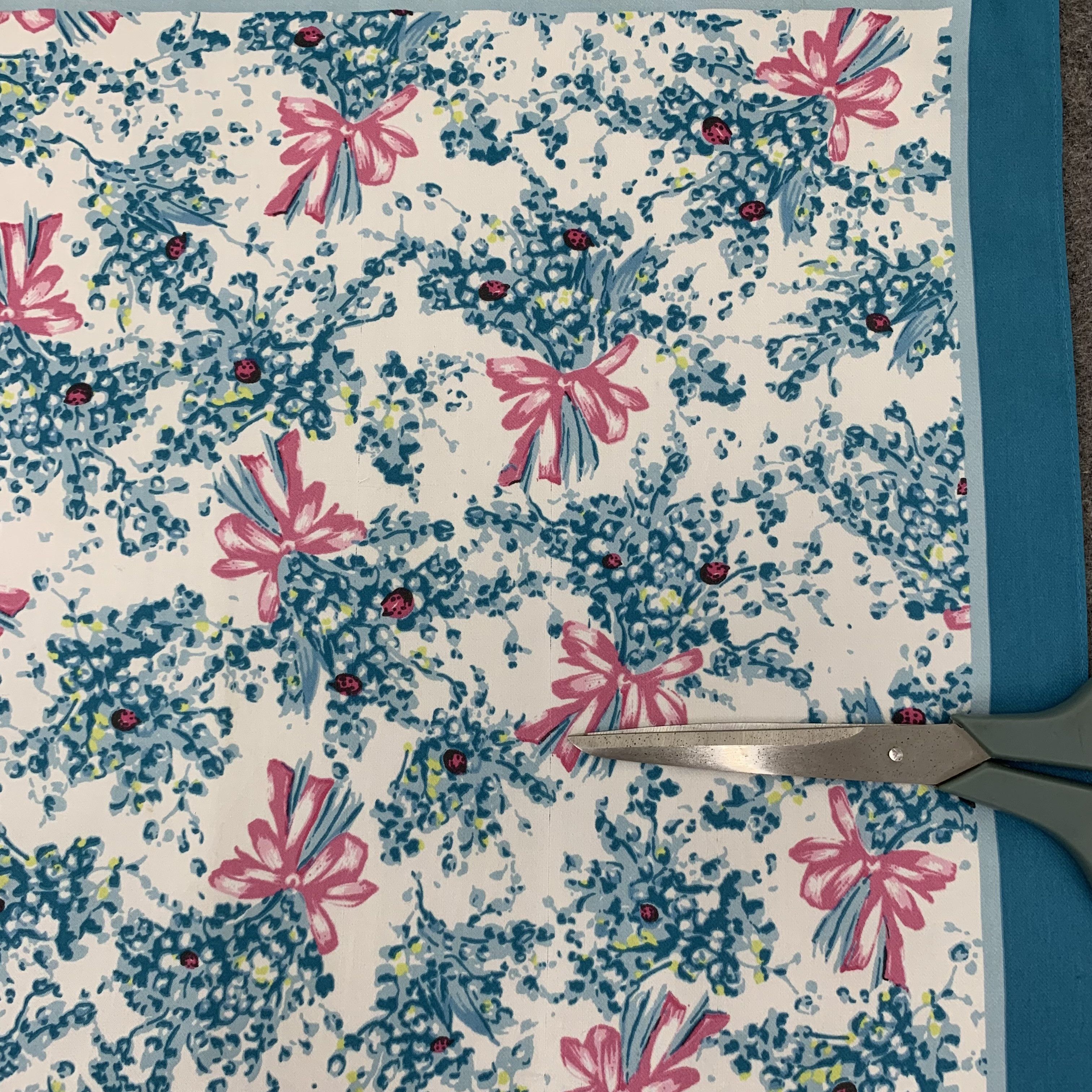 Paul & Joe Uniqlo x Paul & Joe Floral silk scarf Square Foulards A5610 Size ONE SIZE - 11 Thumbnail