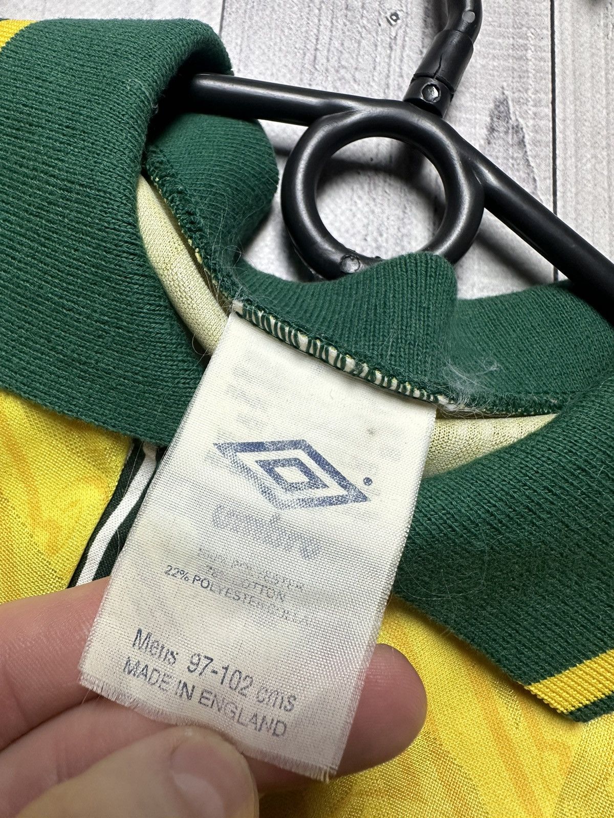 Umbro Vintage Umbro yellow Brazil soccer jersey shirt Brasil M Size US M / EU 48-50 / 2 - 4 Thumbnail