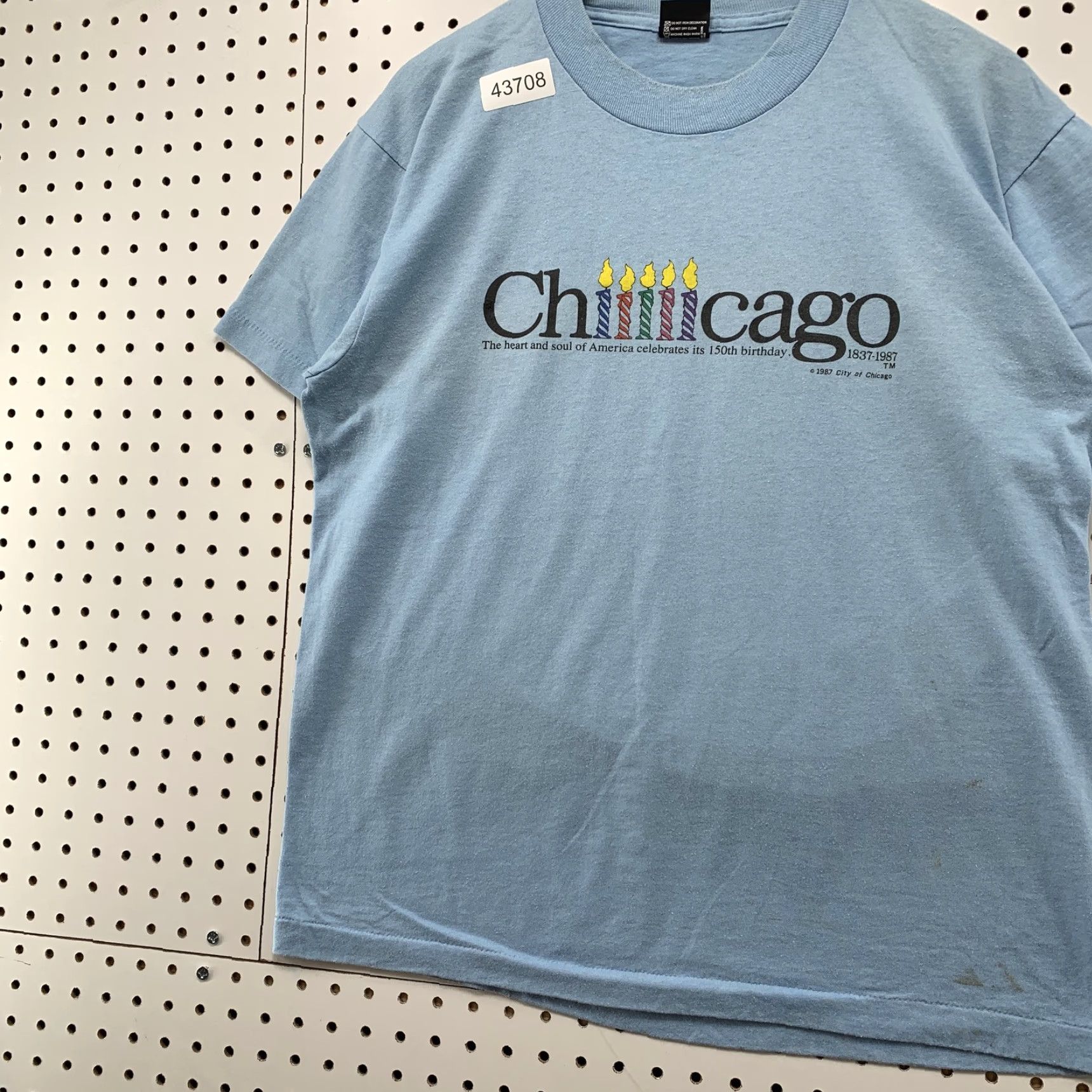 Vintage VINTAGE Chicago Shirt Mens Large Blue Single Stitch 150th Birthday Candles 1987 80s Theme Shirt Size US L / EU 52-54 / 3 - 3 Thumbnail