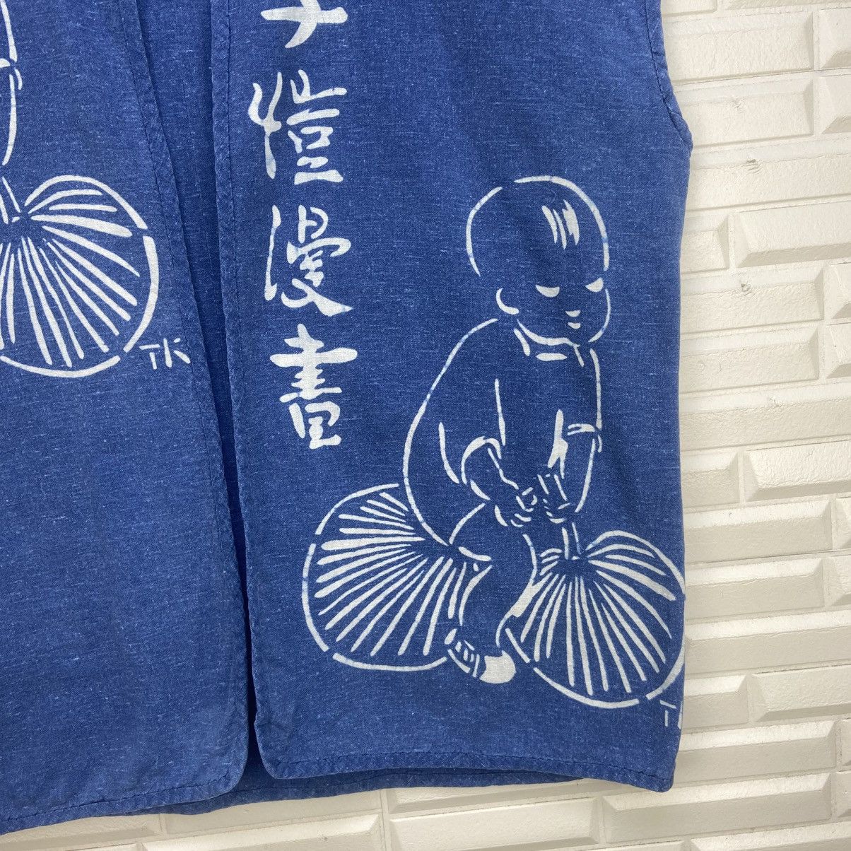 Japanese Brand Vintage Japanese Traditional Indigo Sleeveless Buttonless Size US L / EU 52-54 / 3 - 4 Thumbnail
