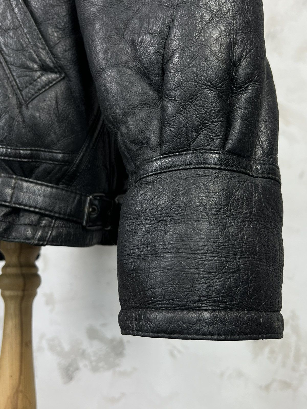 Vintage Vintage Original Shearling Jacket Sheepskin Coat Size XL Size US XL / EU 56 / 4 - 5 Thumbnail