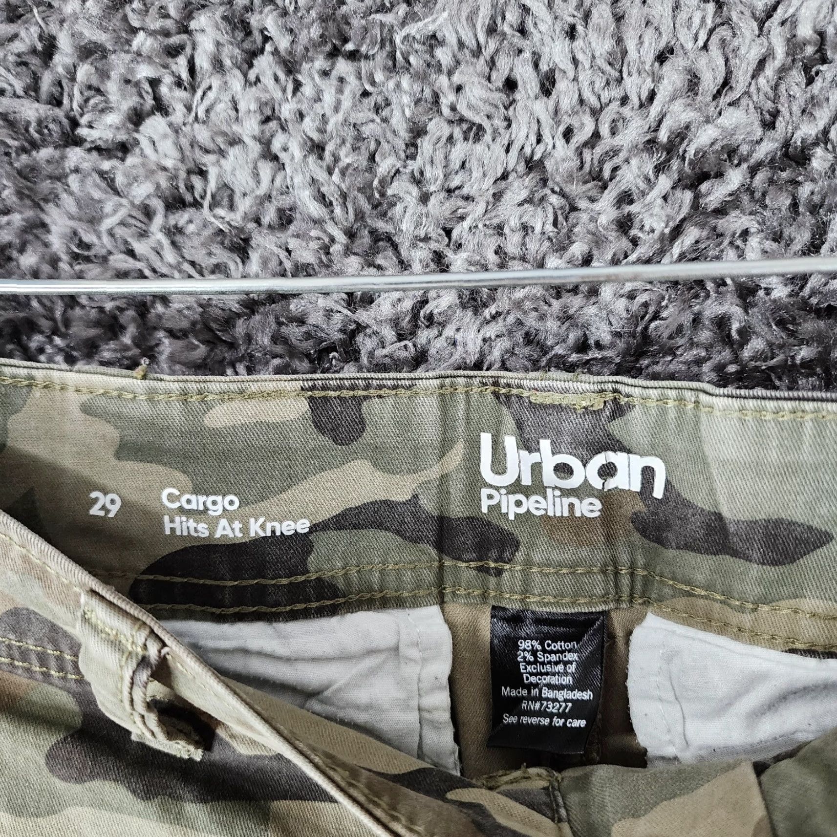 Vintage URBAN PIPELINE Mens Cargo Shorts Size 29 Green Camouflage Super Flex Size US 29 - 3 Thumbnail