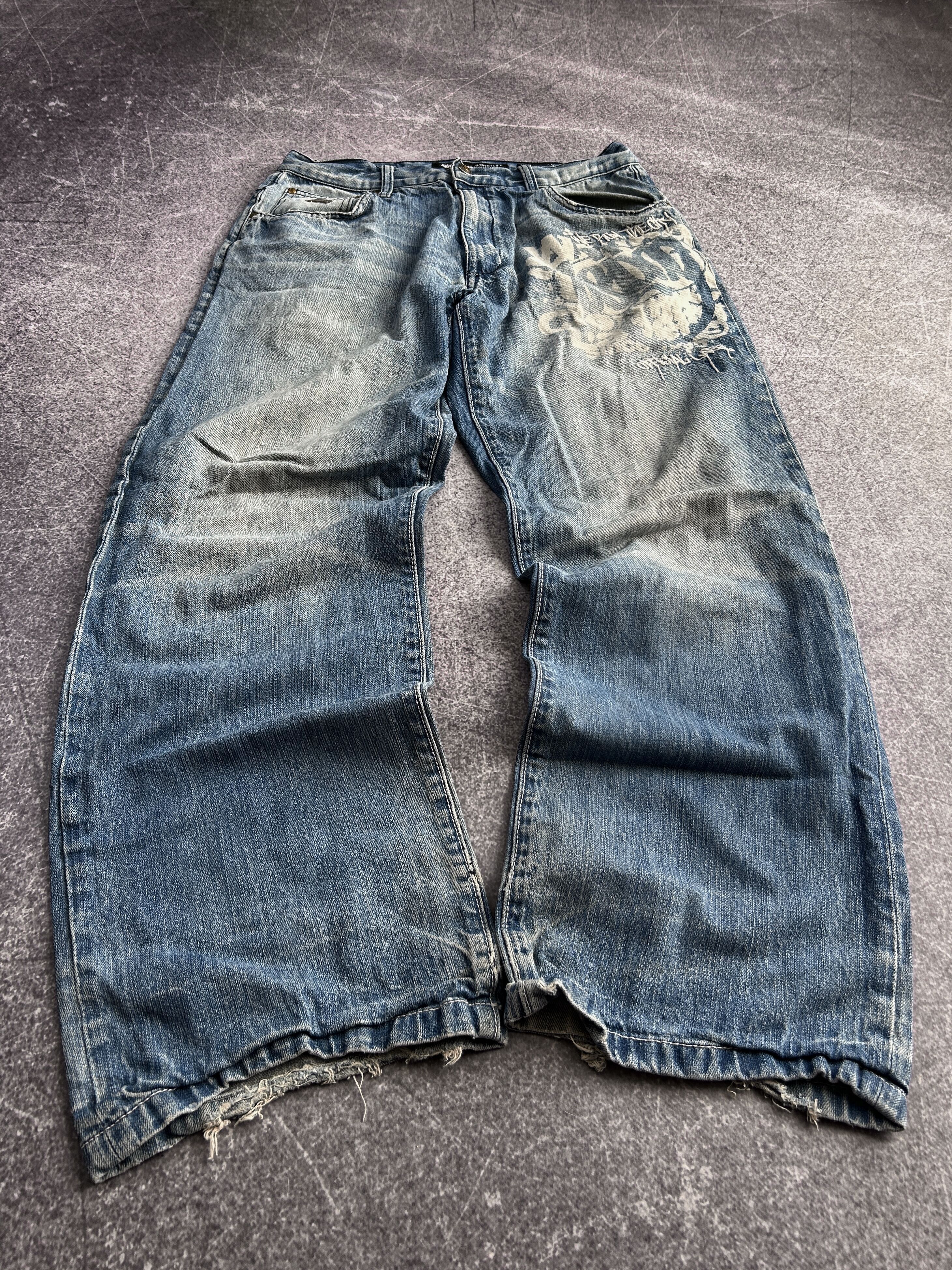 Rap Tees Vintage Baggy Denim Jeans Light Wash Graphic Y2K Skate Fit Size US 32 / EU 48 - 1 Thumbnail