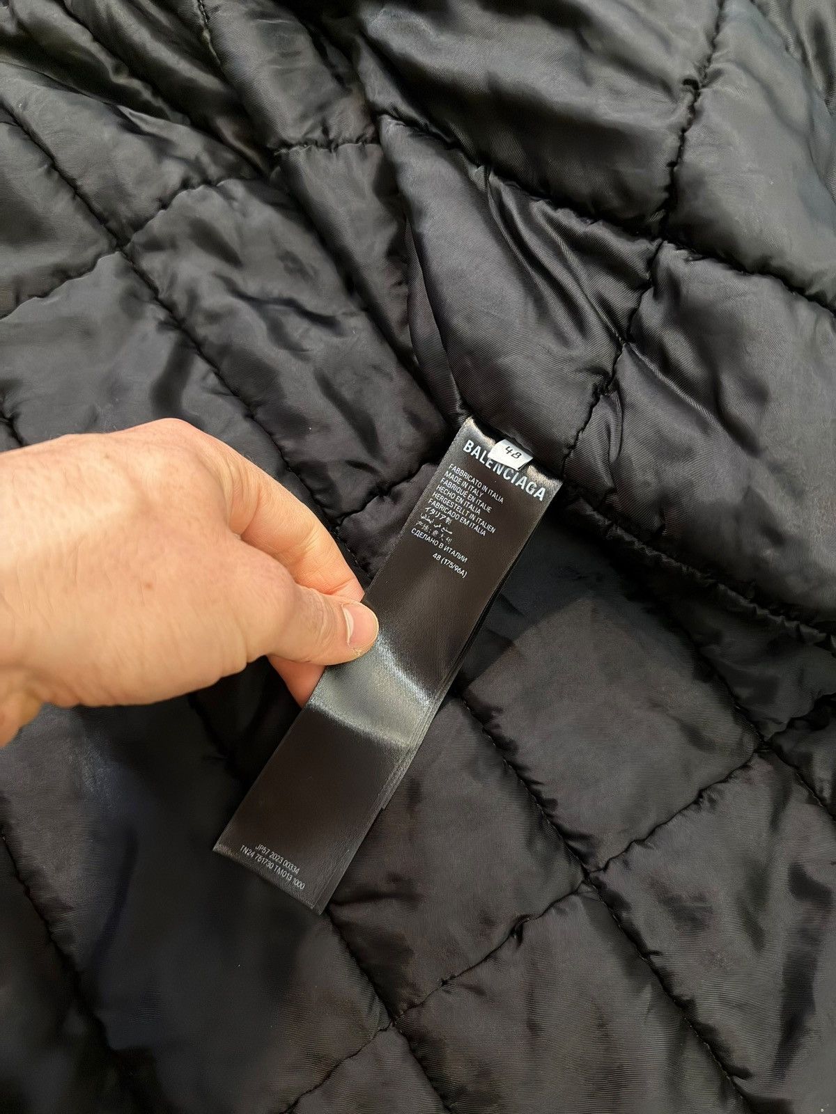 Balenciaga $4050 Distressed Mud Show Graffiti N3B Military Parka Size US M / EU 48-50 / 2 - 10 Thumbnail