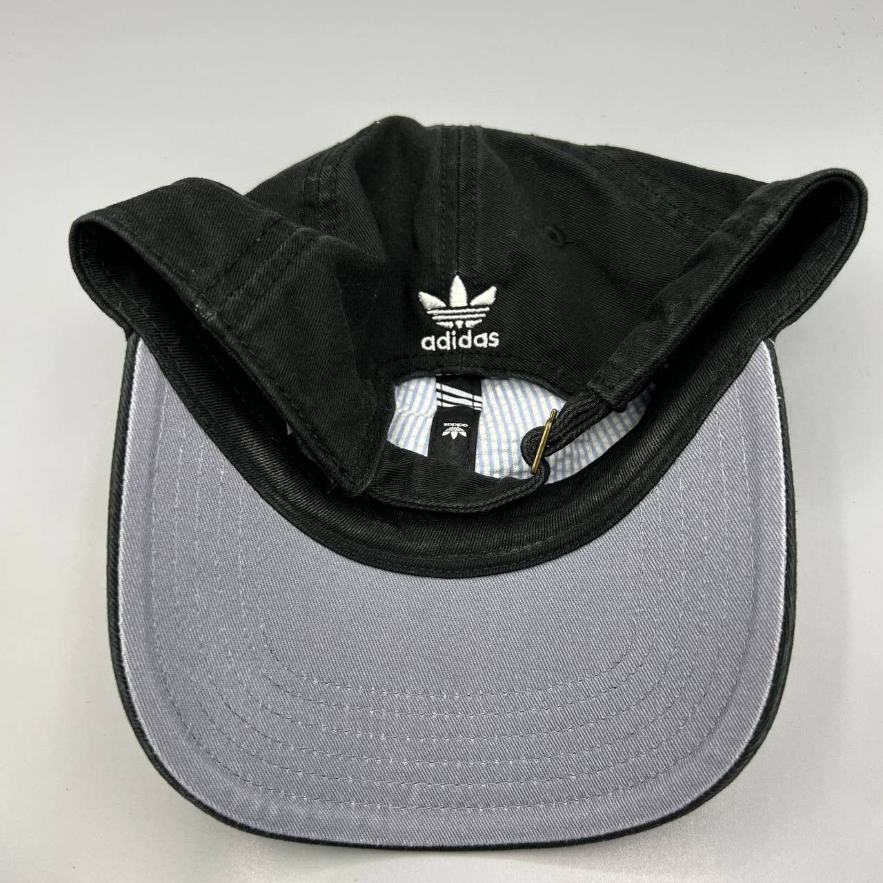 Adidas Adidas Hat Men Black Gray Embroidered Logo Strap Back Cap Size ONE SIZE - 6 Thumbnail