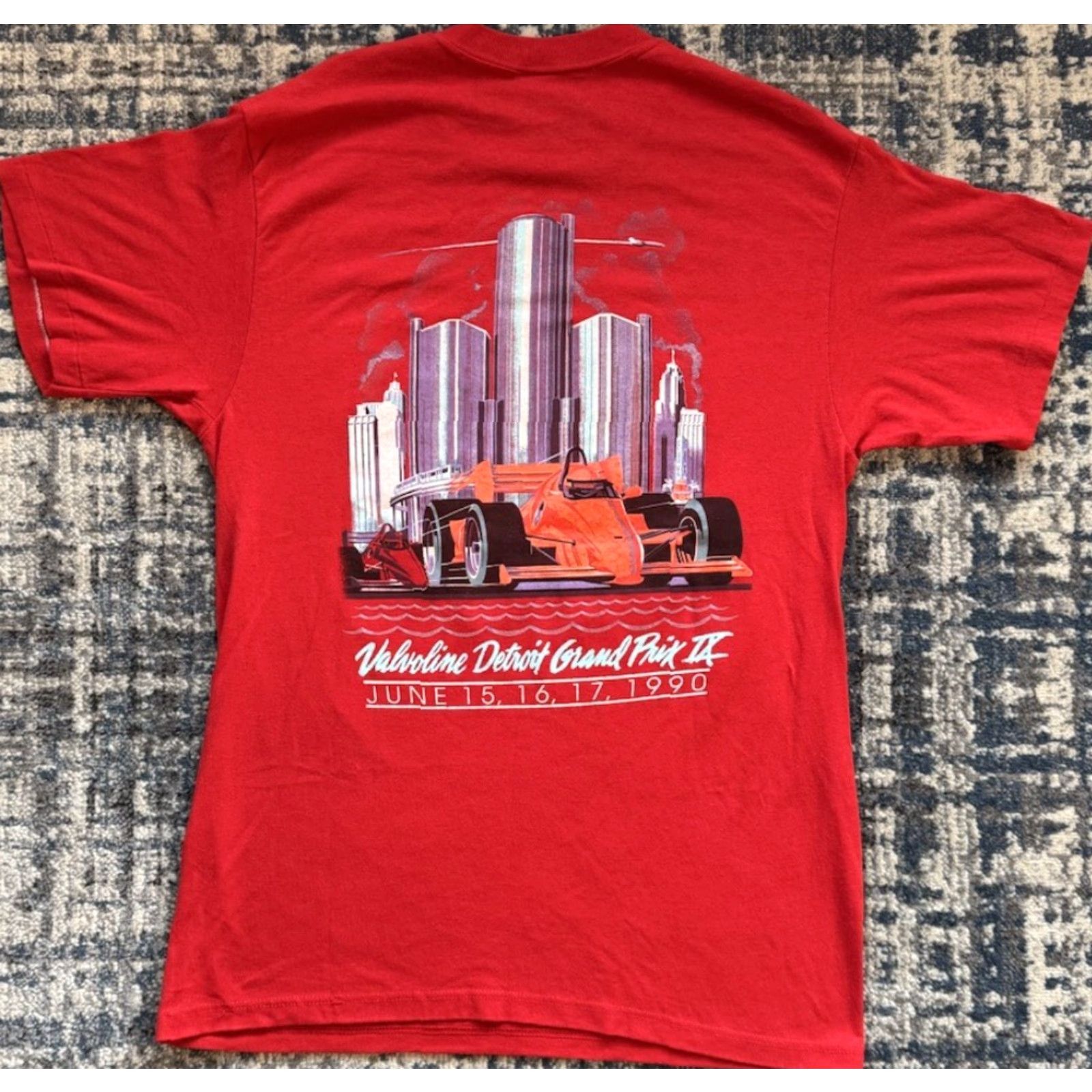 Logo 7 VINTAGE Valvoline Detroit Grand Prix IX T Shirt L 80s Red Logo 7 Men T-Shirt Cars Sports Graphic Print Crew Neck Short Sleeve Size US L / EU 52-54 / 3 - 4 Thumbnail
