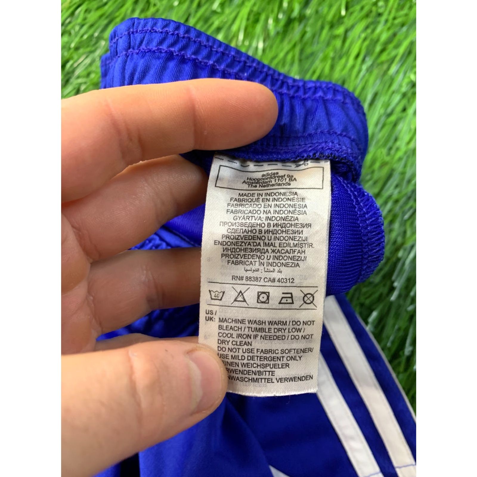 Adidas ADIDAS PERFORMANCE AEROREADY SERENO FOOTBALL SHORTS S MEN BLUE AND WHITE 2024 AdiSERENO Shorts Size US 29 - 5 Thumbnail