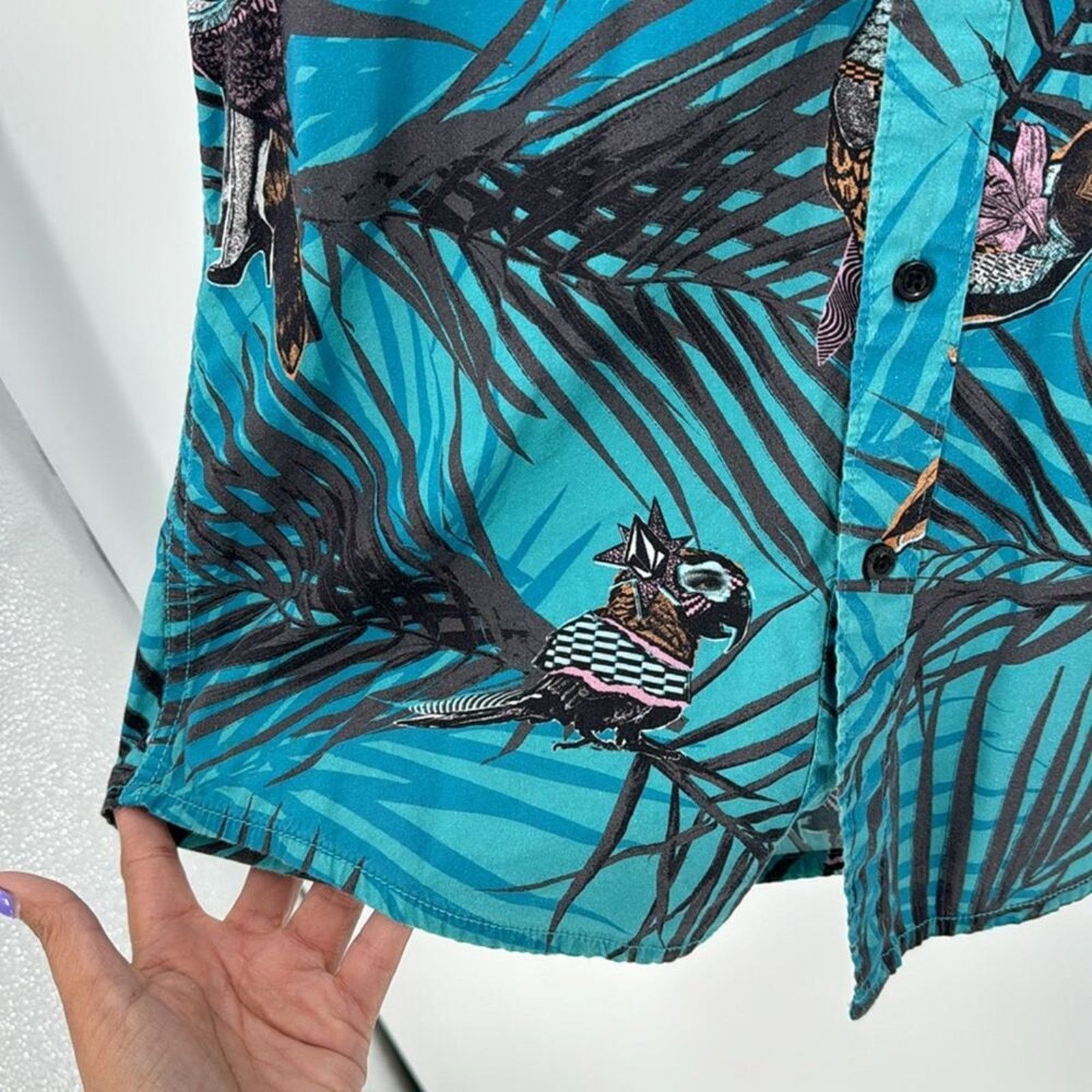 Volcom Volcom Party Bird Button Up Short Sleeve Shirt tropical S Size US S / EU 44-46 / 1 - 7 Thumbnail