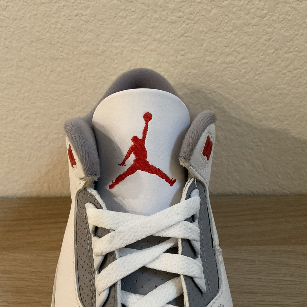 Nike Jordan 3 Retro Size US 11 / EU 44 - 6 Thumbnail