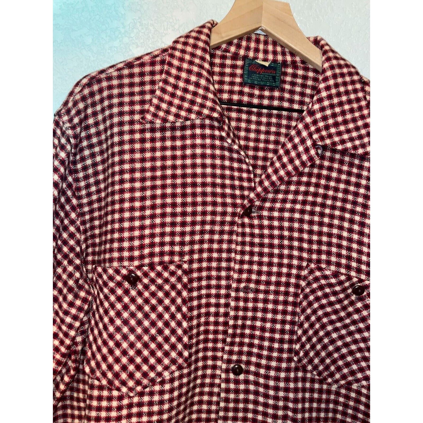 Chippewa 1960s Vintage Chippewa Wool Red Button Down Looped Shirt 60s Size US XL / EU 56 / 4 - 7 Thumbnail