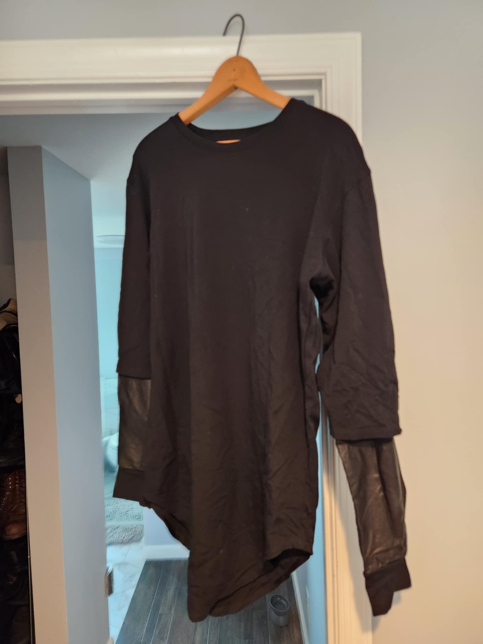 Pyer Moss Pyer Moss Long sleeve shirt with leather sleeves Size US L / EU 52-54 / 3 - 1 Thumbnail